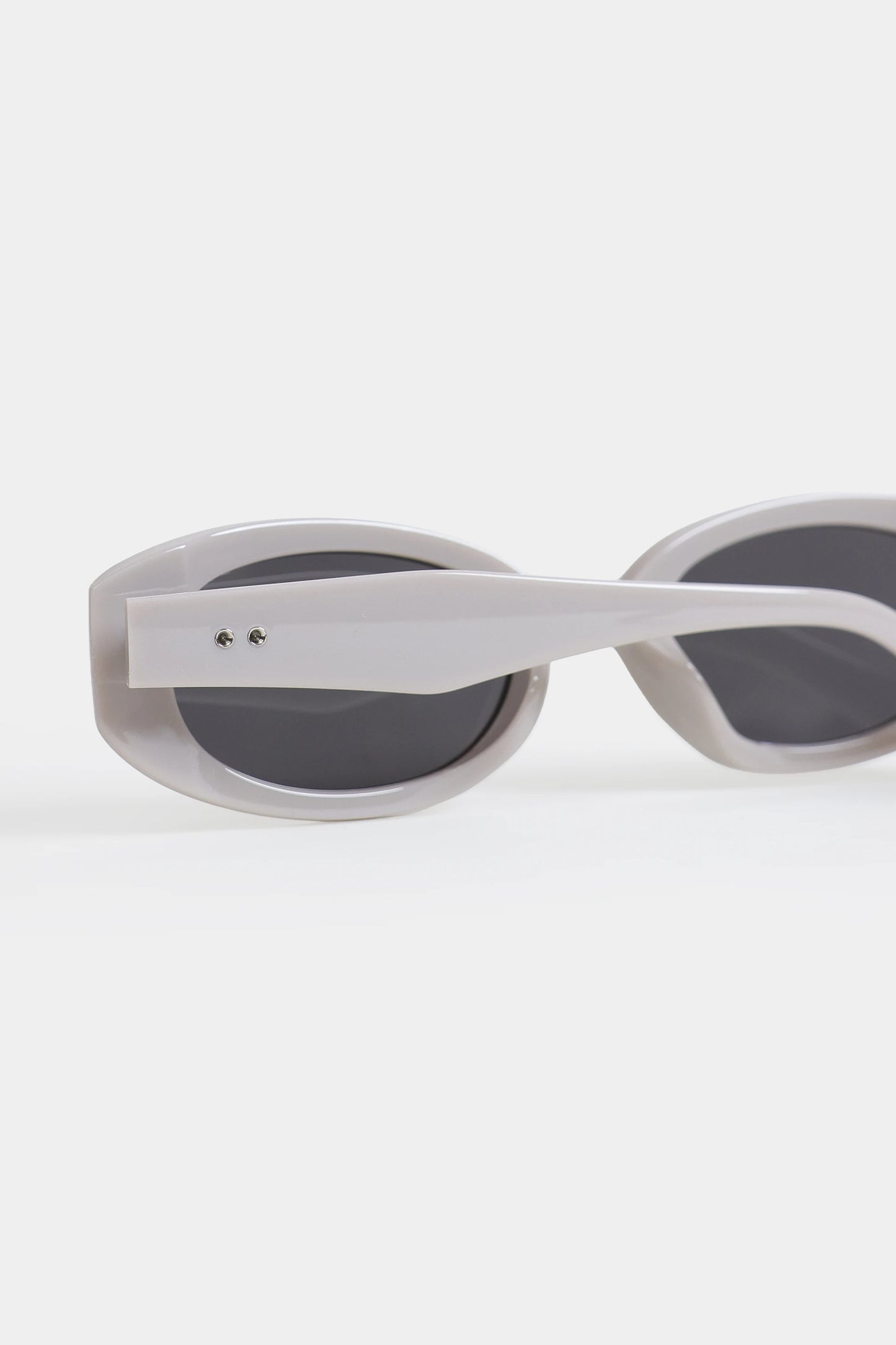 Oval Frame Sunglasses - Cougar Clothing