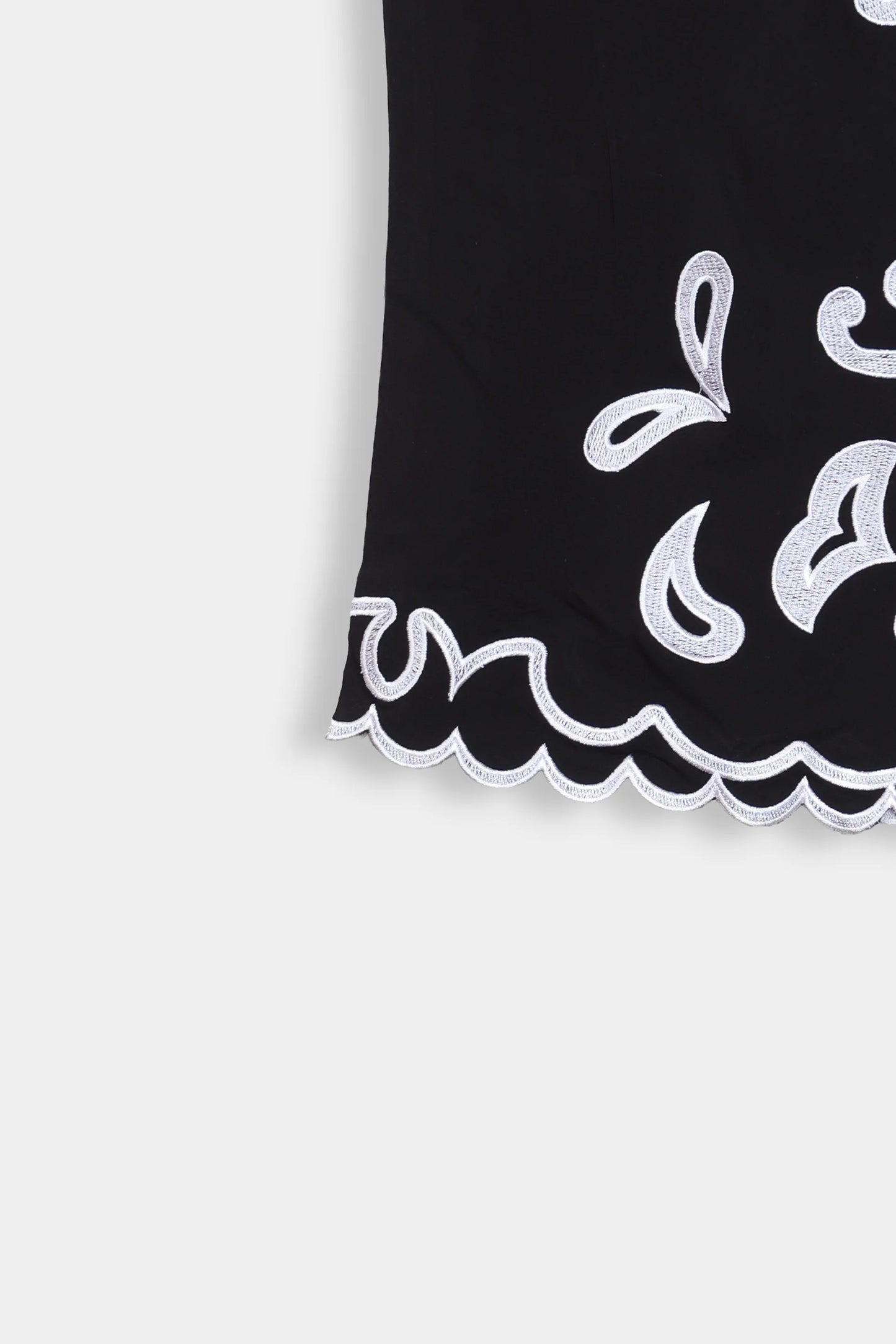 Embroidered Scallop Top - Cougar Clothing