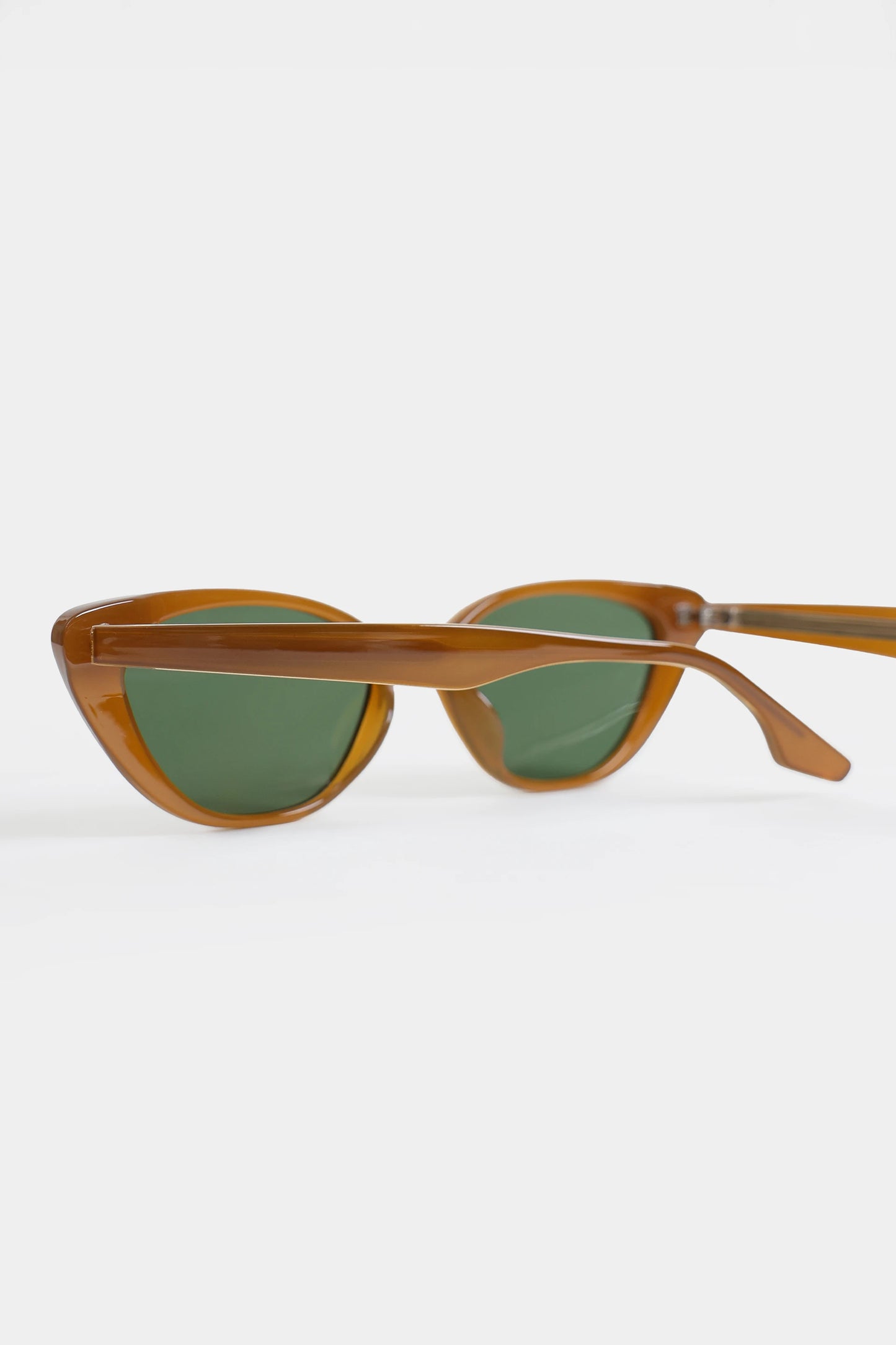 Contrast Cat-Eye Sunglasses - Cougar Clothing