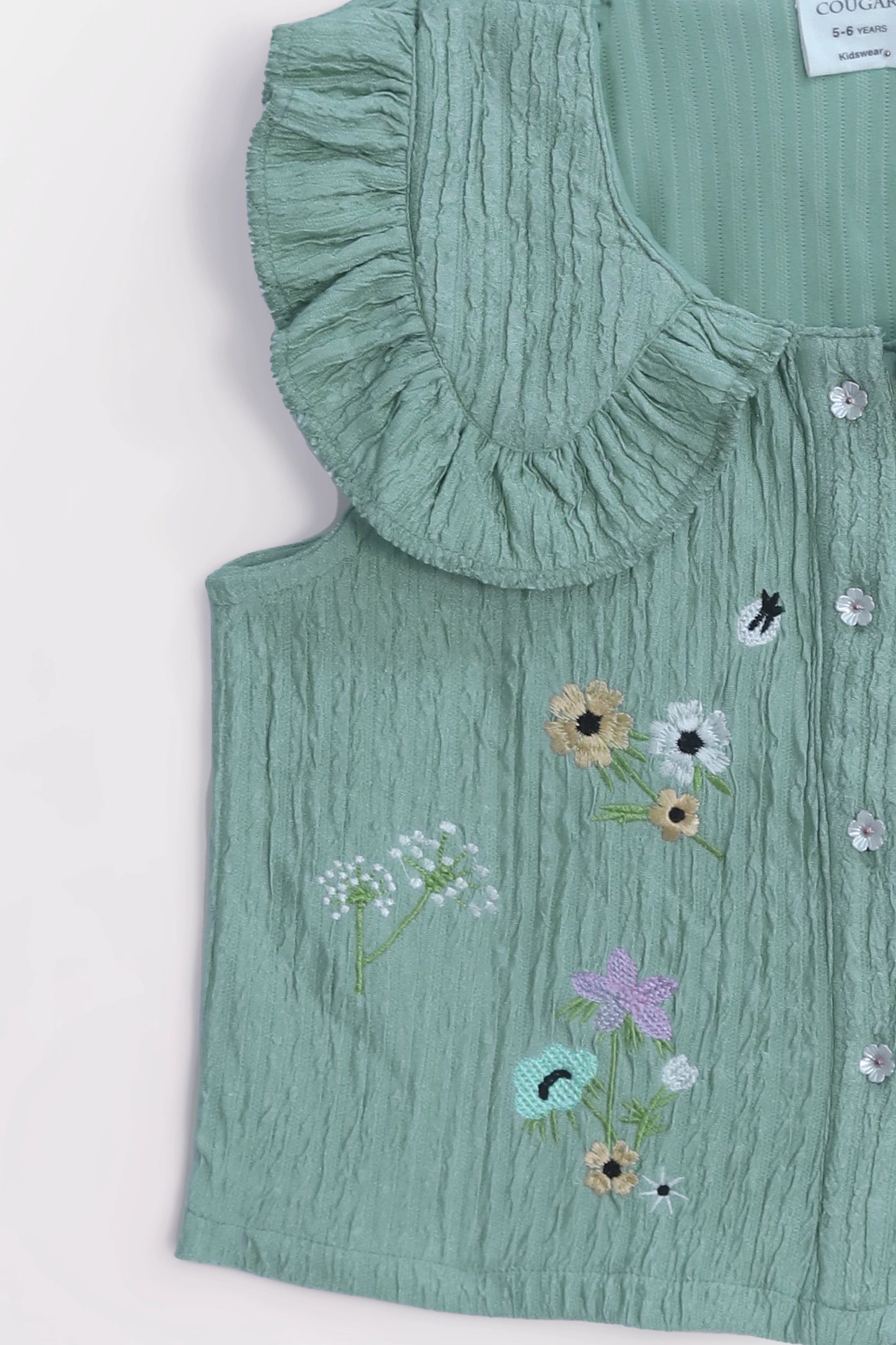 Bib Collar Embroidered Top - Cougar Clothing