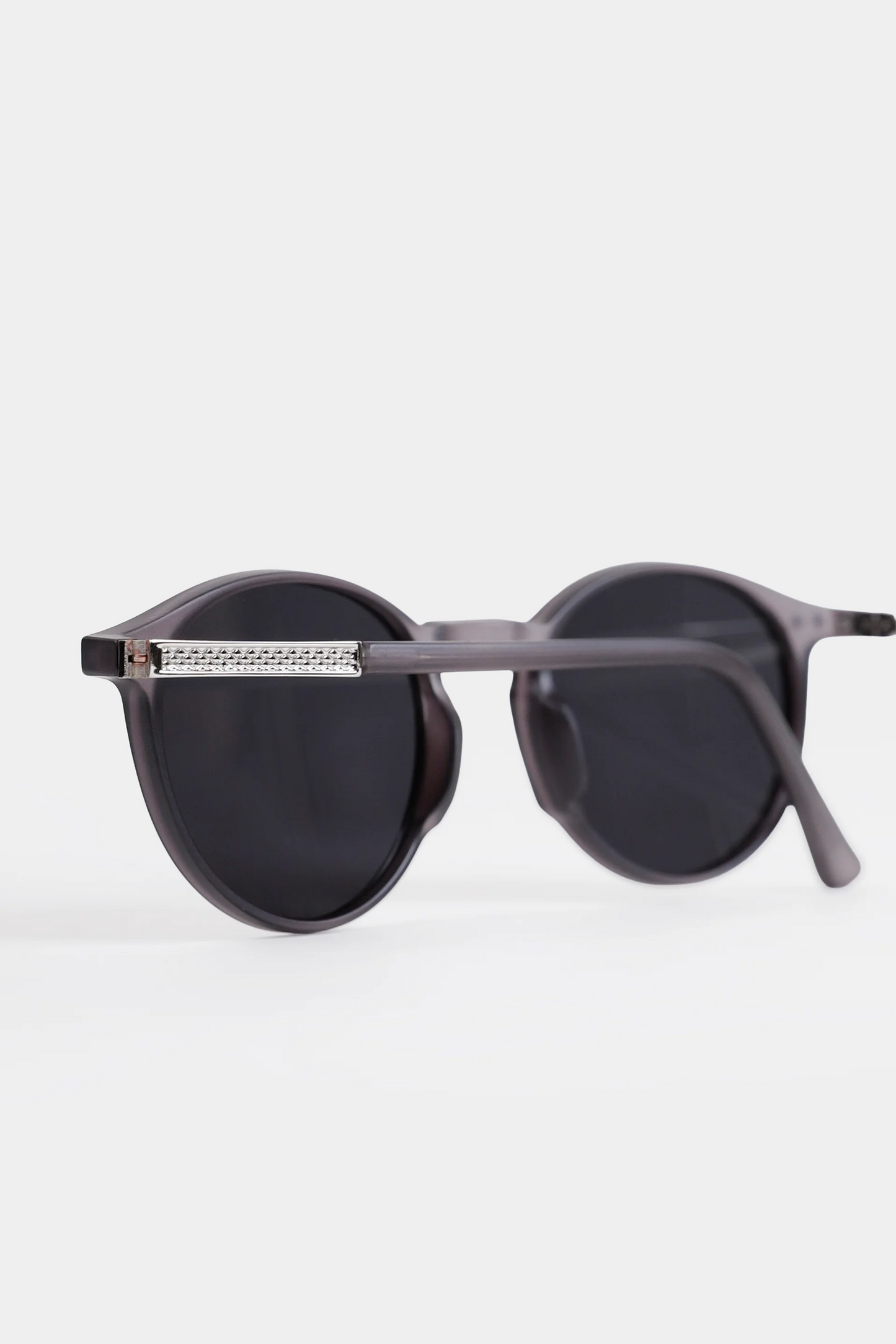 Round Frame Sunglasses - Cougar Clothing