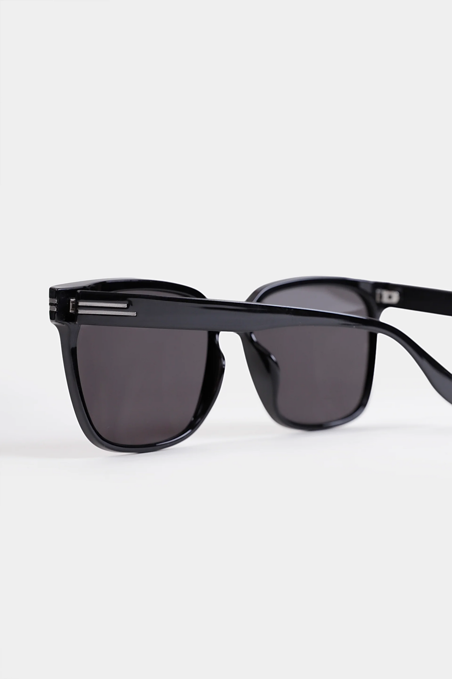 Retro Square Sunglasses - Cougar Clothing