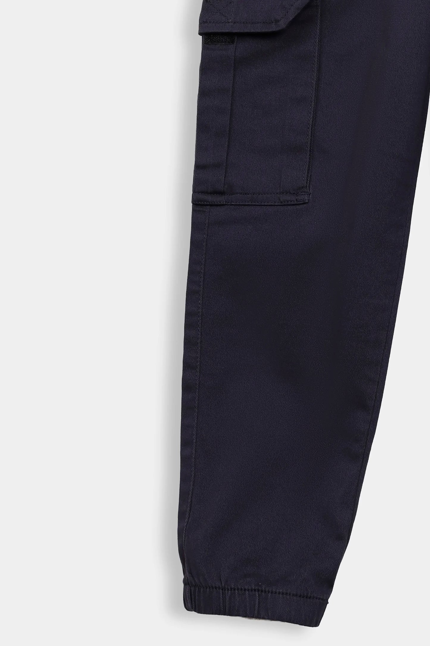 Relaxed Cargo Trousers - Cougar Clothing