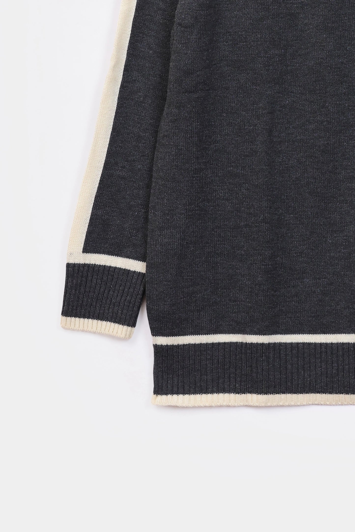 Raglan Sleeve Sweater - Cougar Clothing