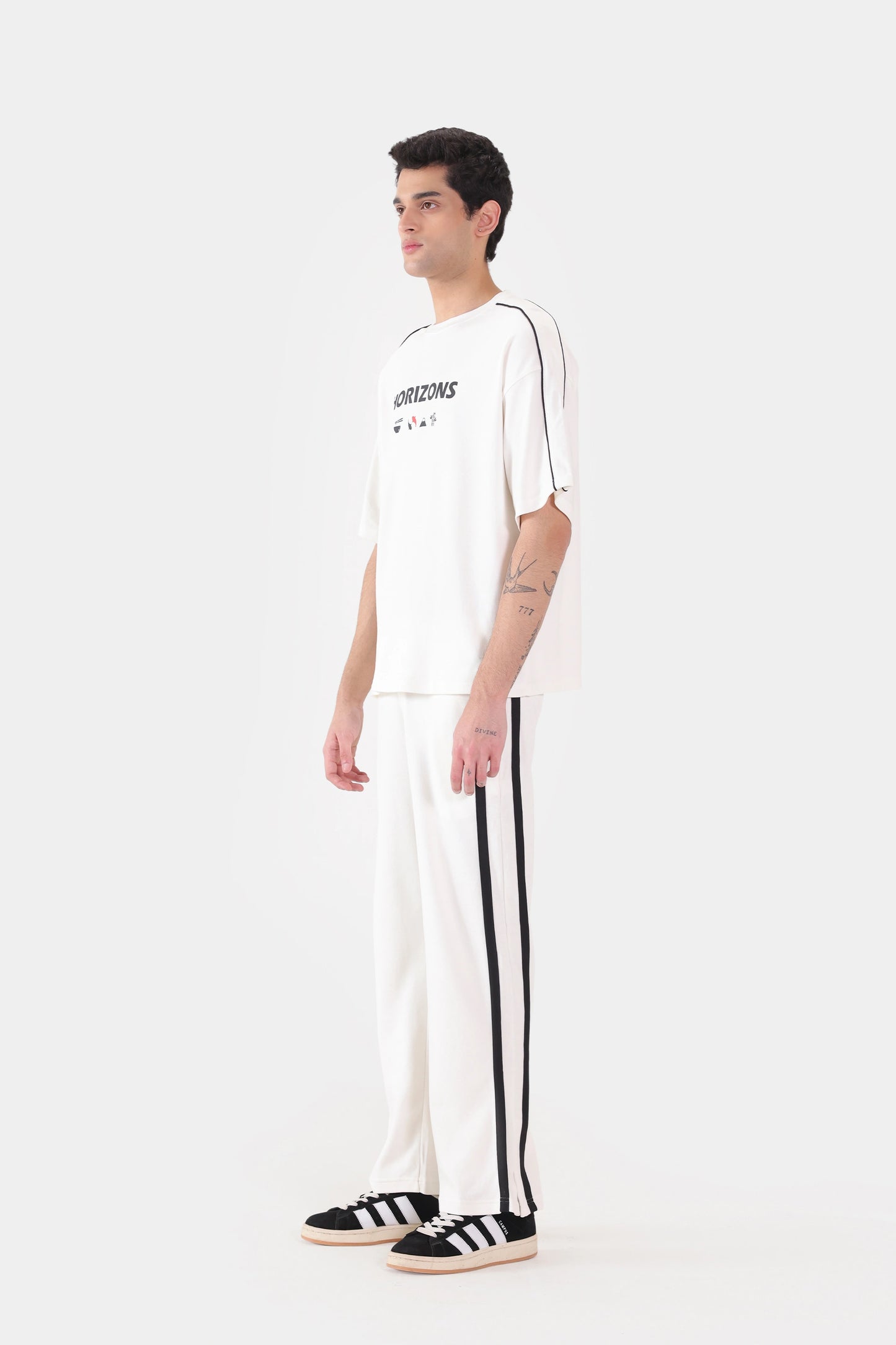 Horizons T-Shirt - Cougar Clothing