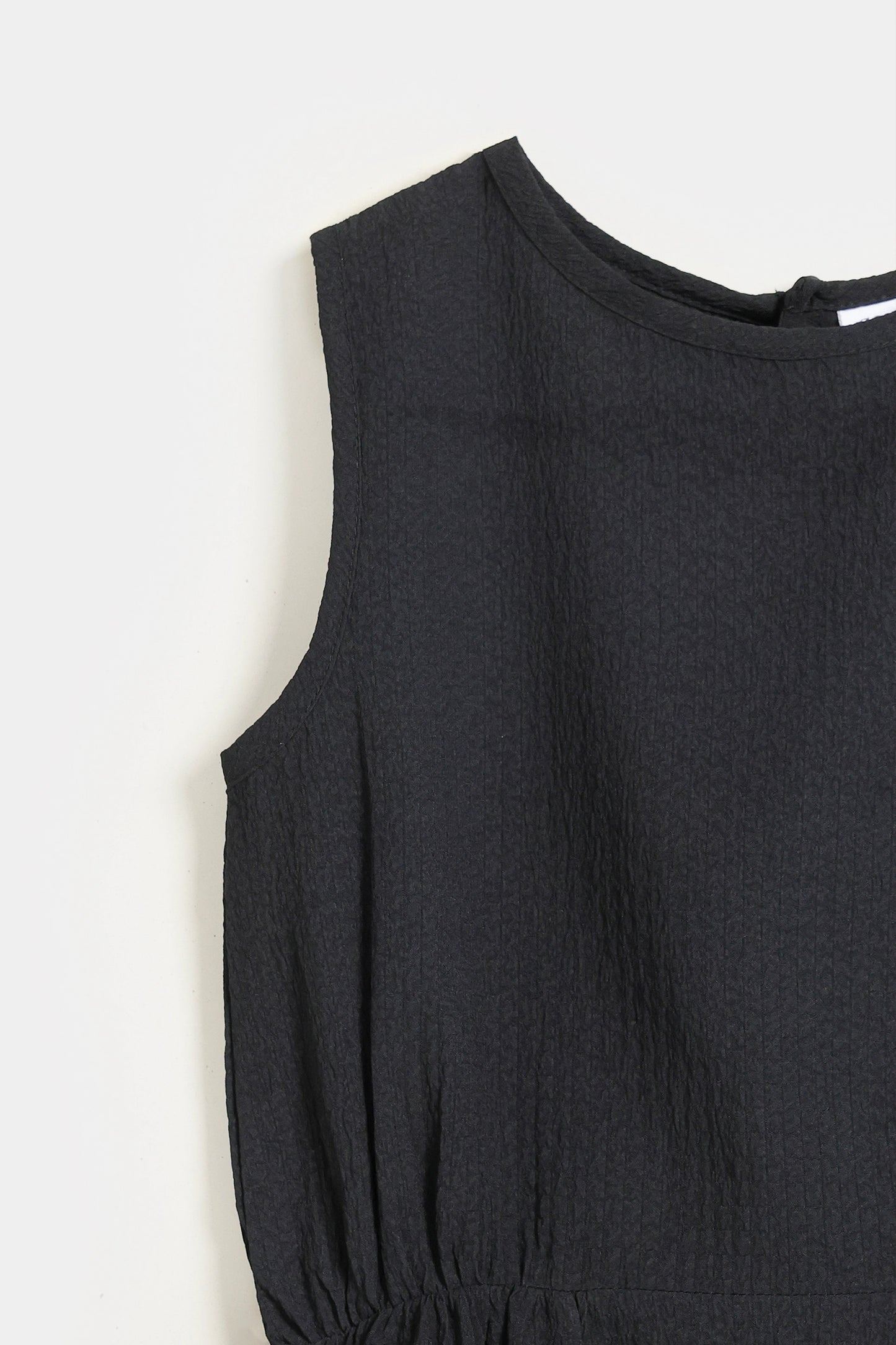Sleeveless Textured Top - Cougar Clothing