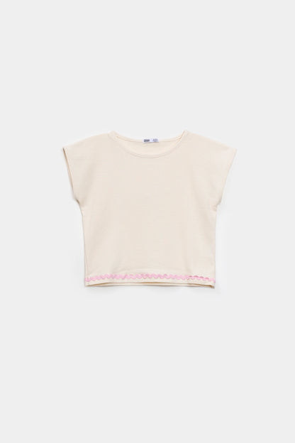 Lace-Detailed T-Shirt - Cougar Clothing