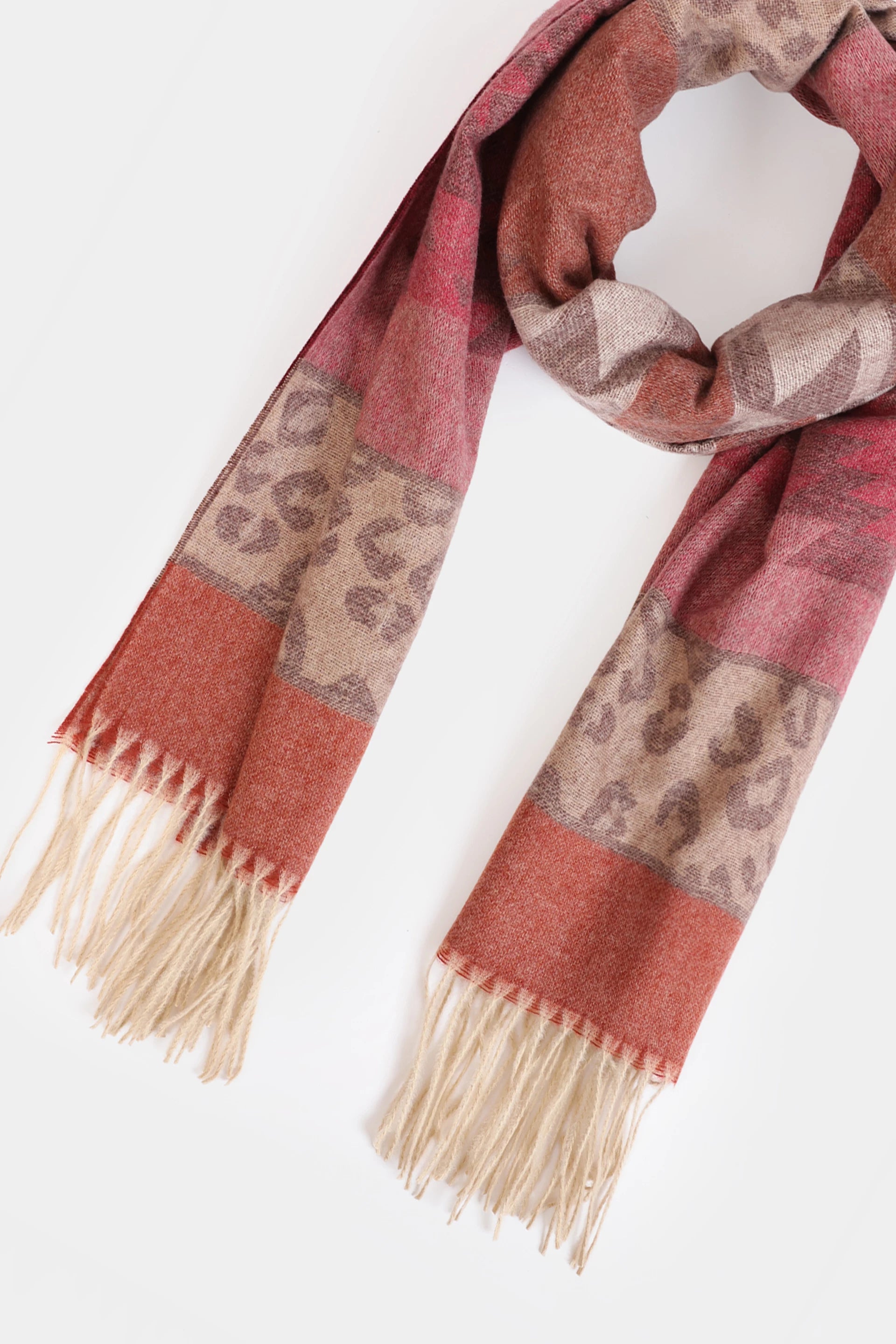 Contrast Pattern Knitted Shawl - Cougar Clothing