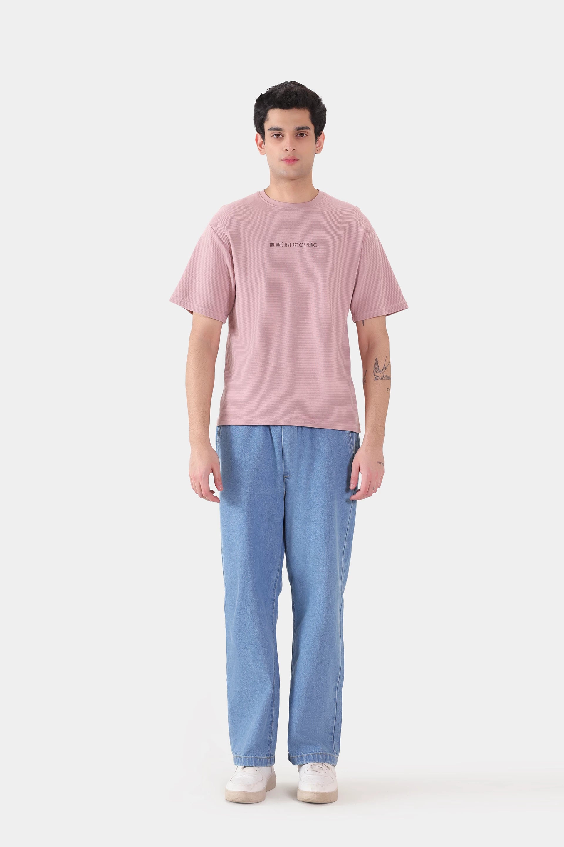 Relaxed Mini-Ottoman Graphic T-Shirt - Cougar Clothing