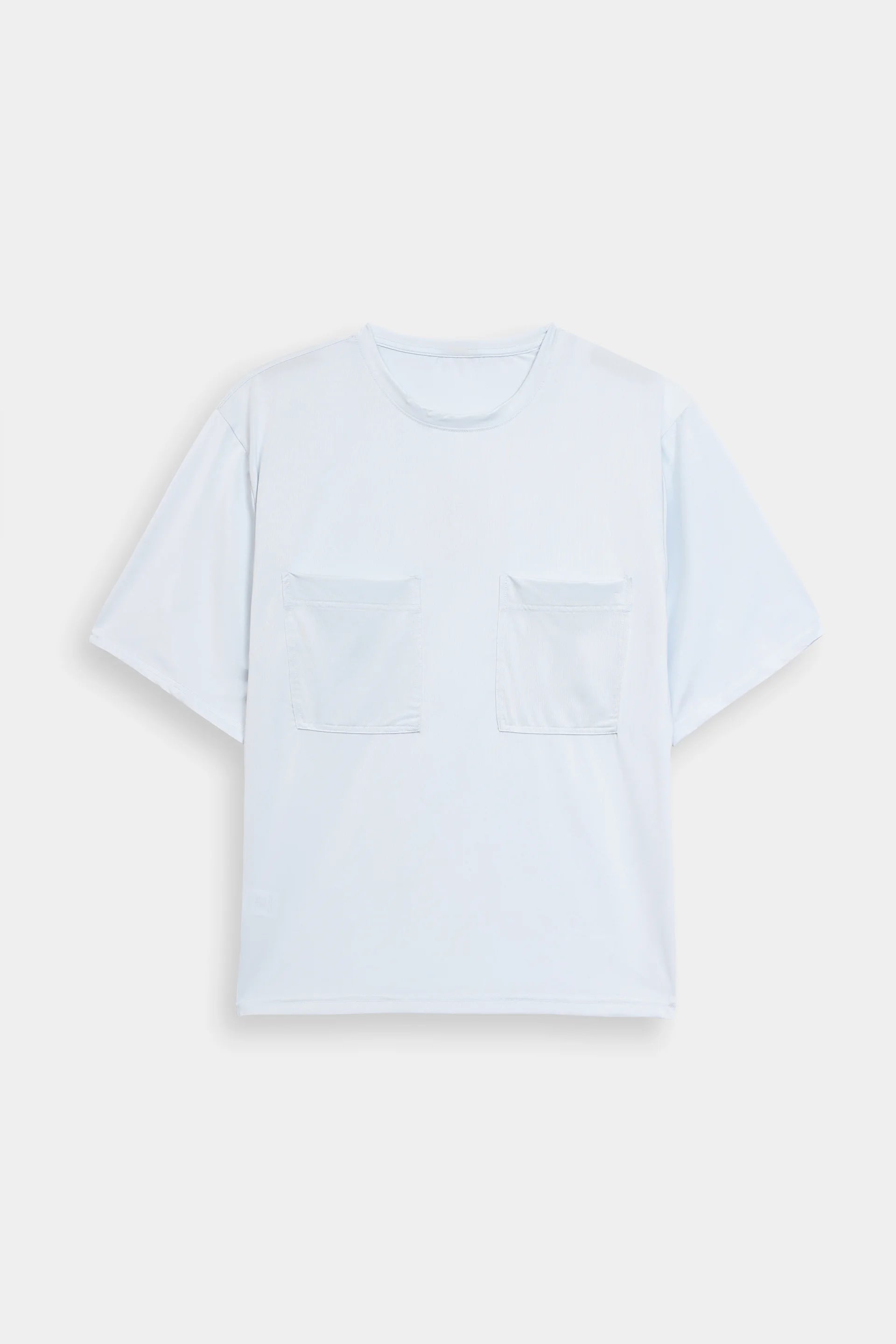 T-Shirt With Front Patch Pockets - Cougar Clothing