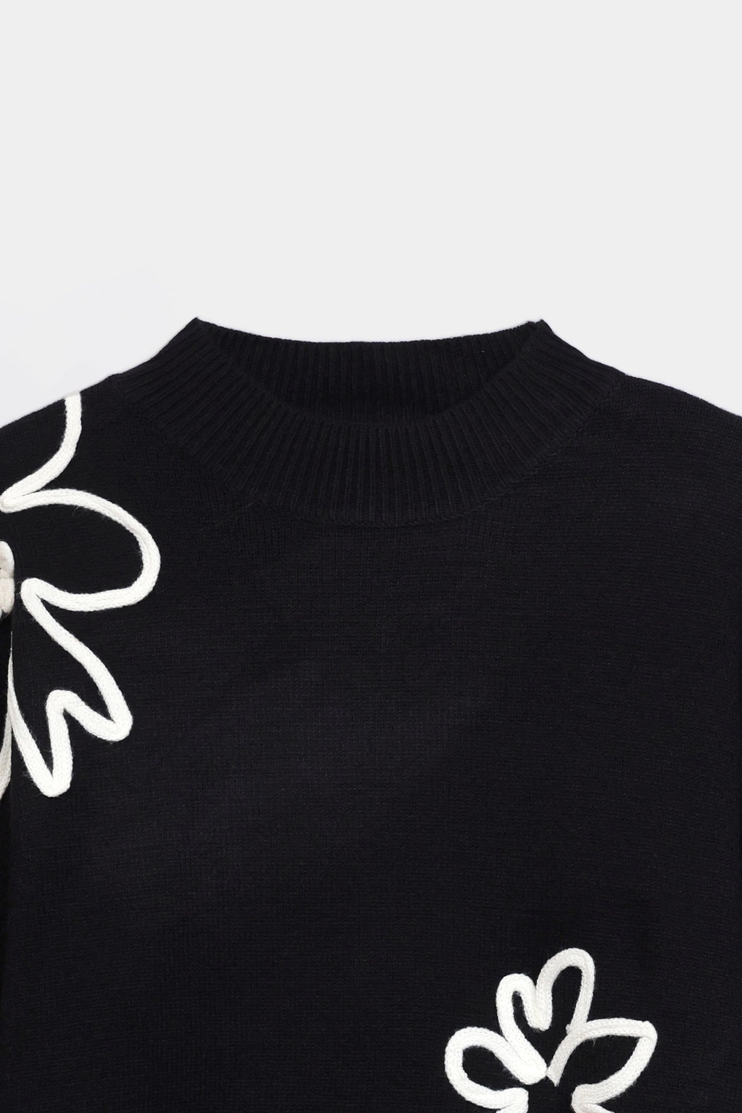 Fine Knit Floral Applique Sweater - Cougar Clothing