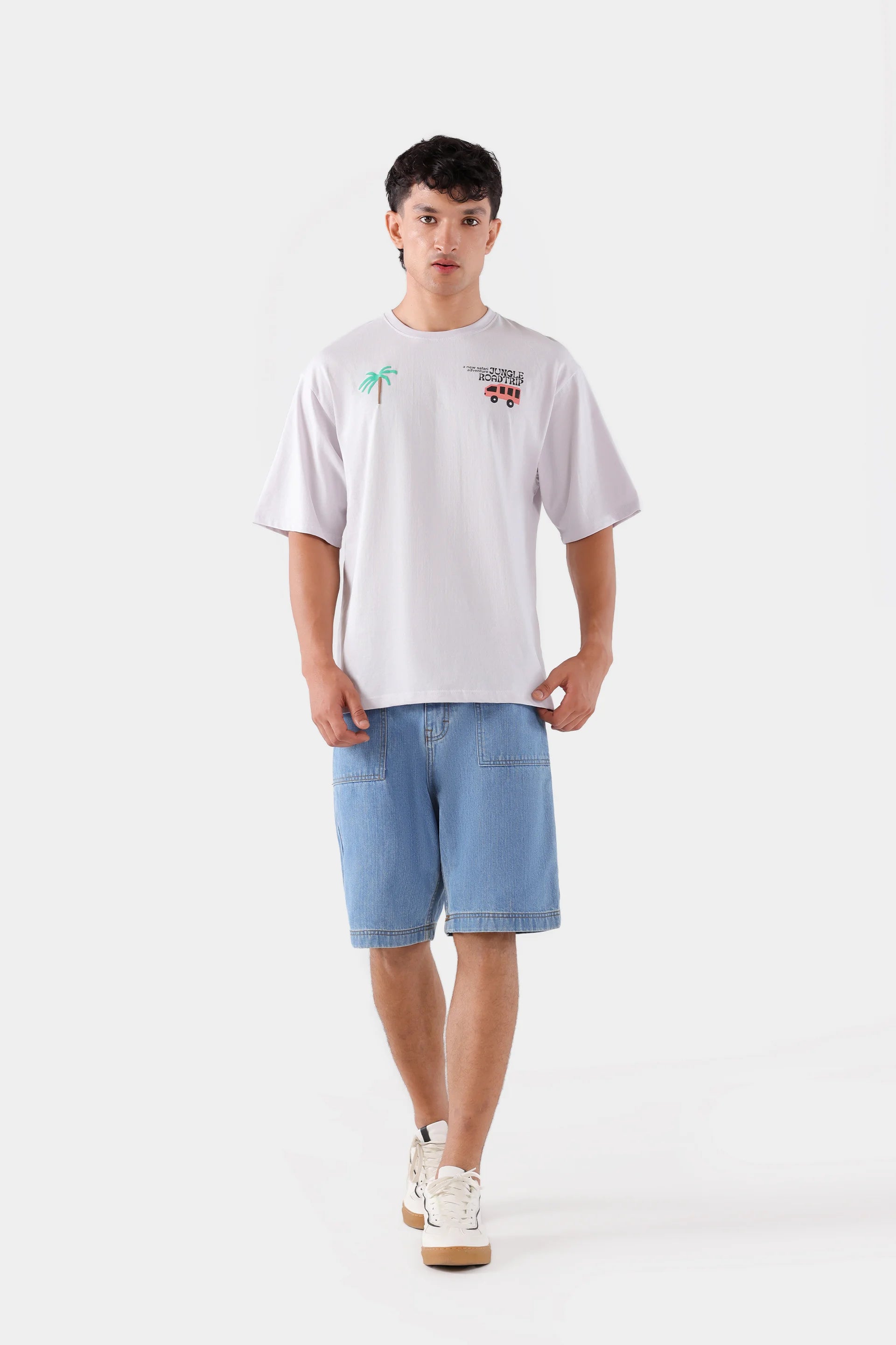 Relaxed Graphic T-Shirt - Cougar Clothing