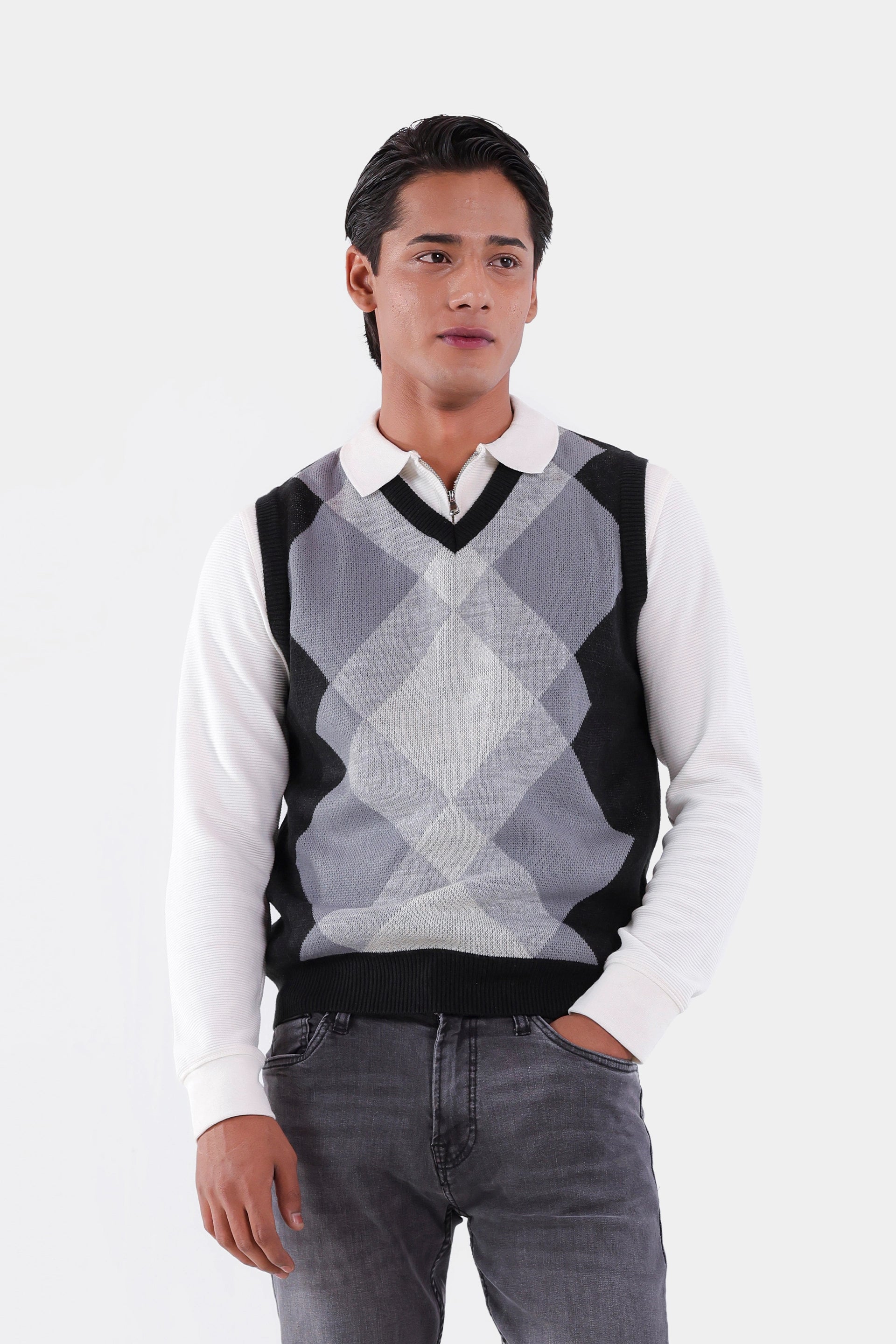 Argyle Pattern Sweater Vest - Cougar Clothing