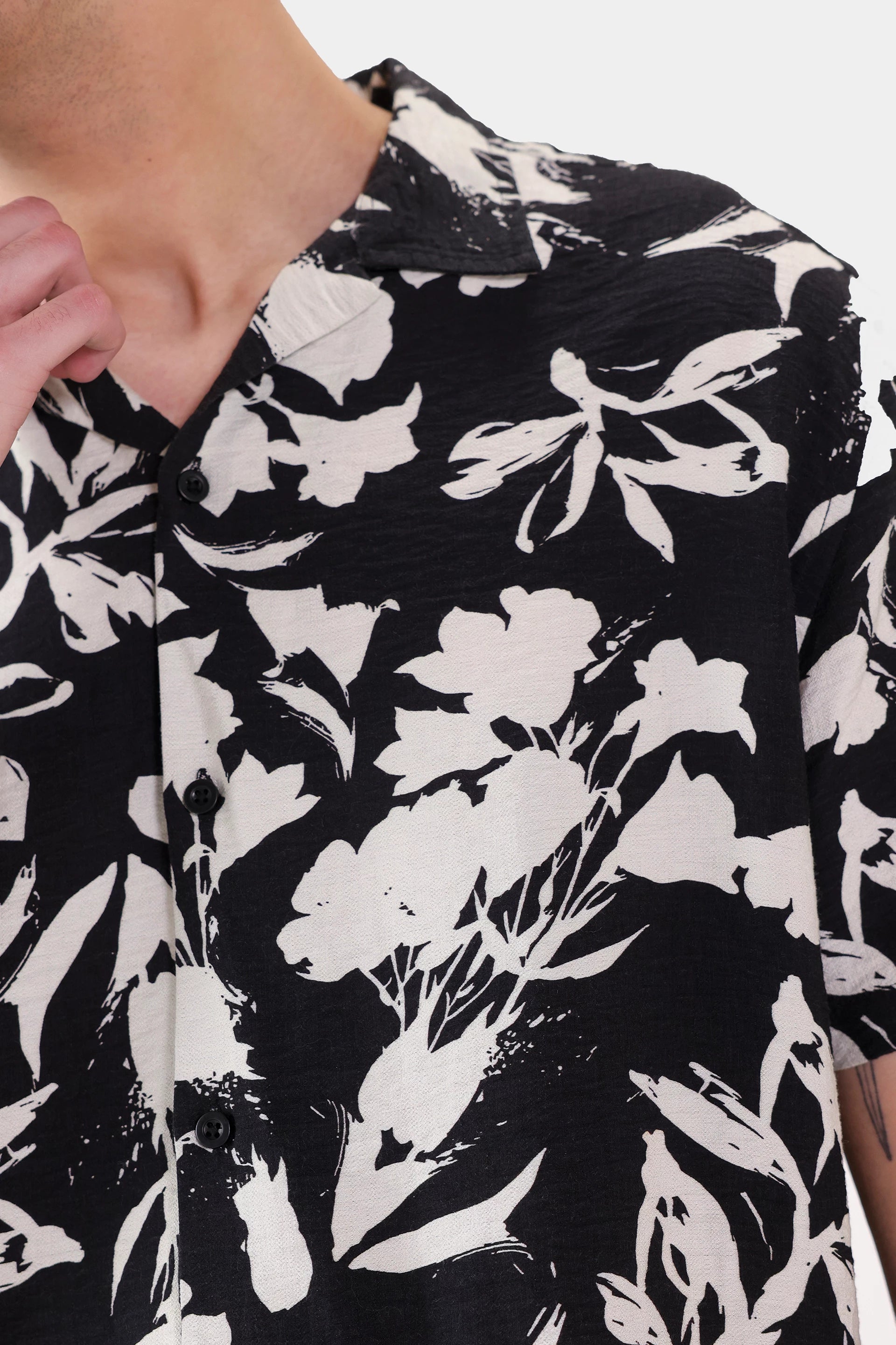 Resort Relaxed Shirt - Cougar Clothing