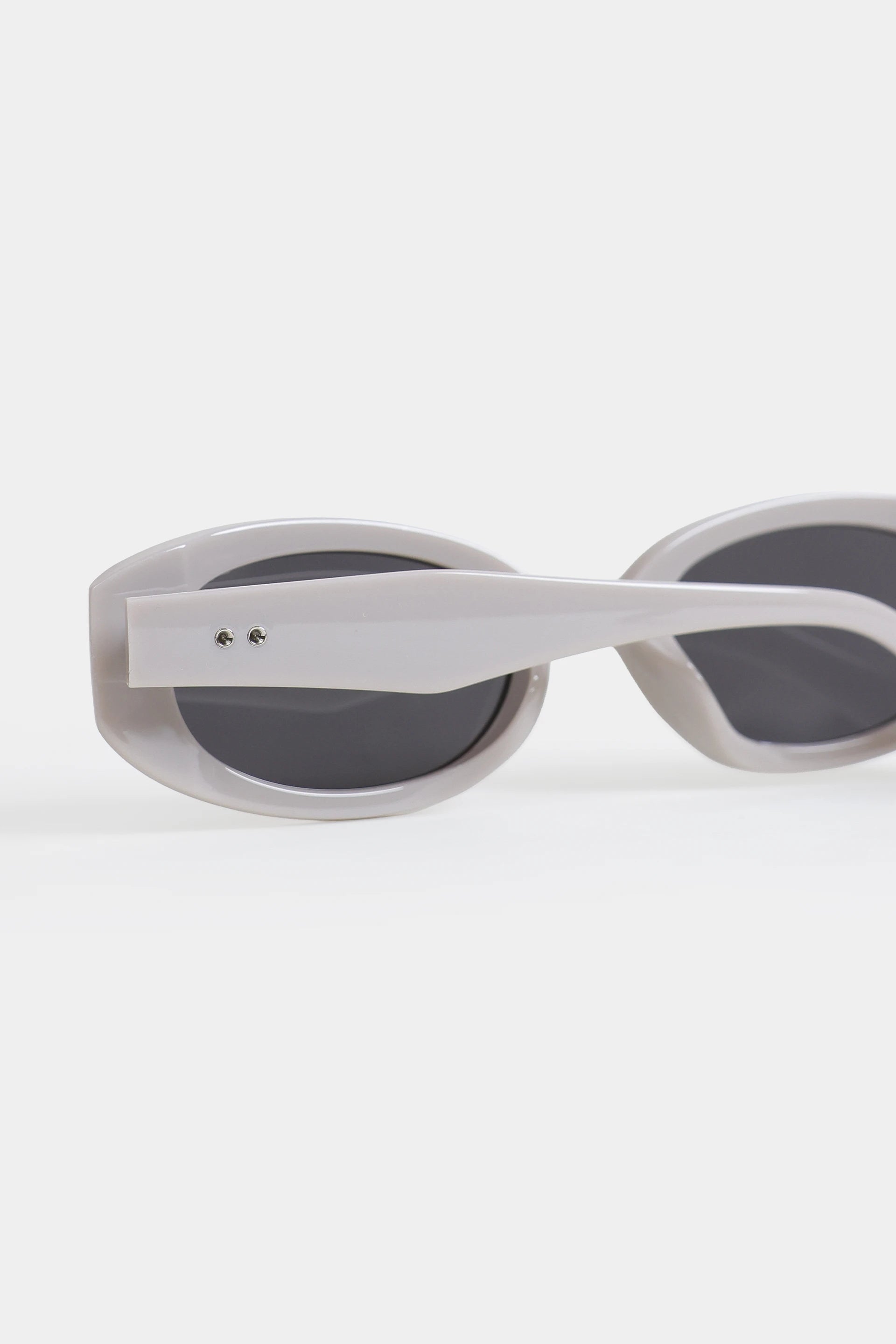 Oval Frame Sunglasses - Cougar Clothing