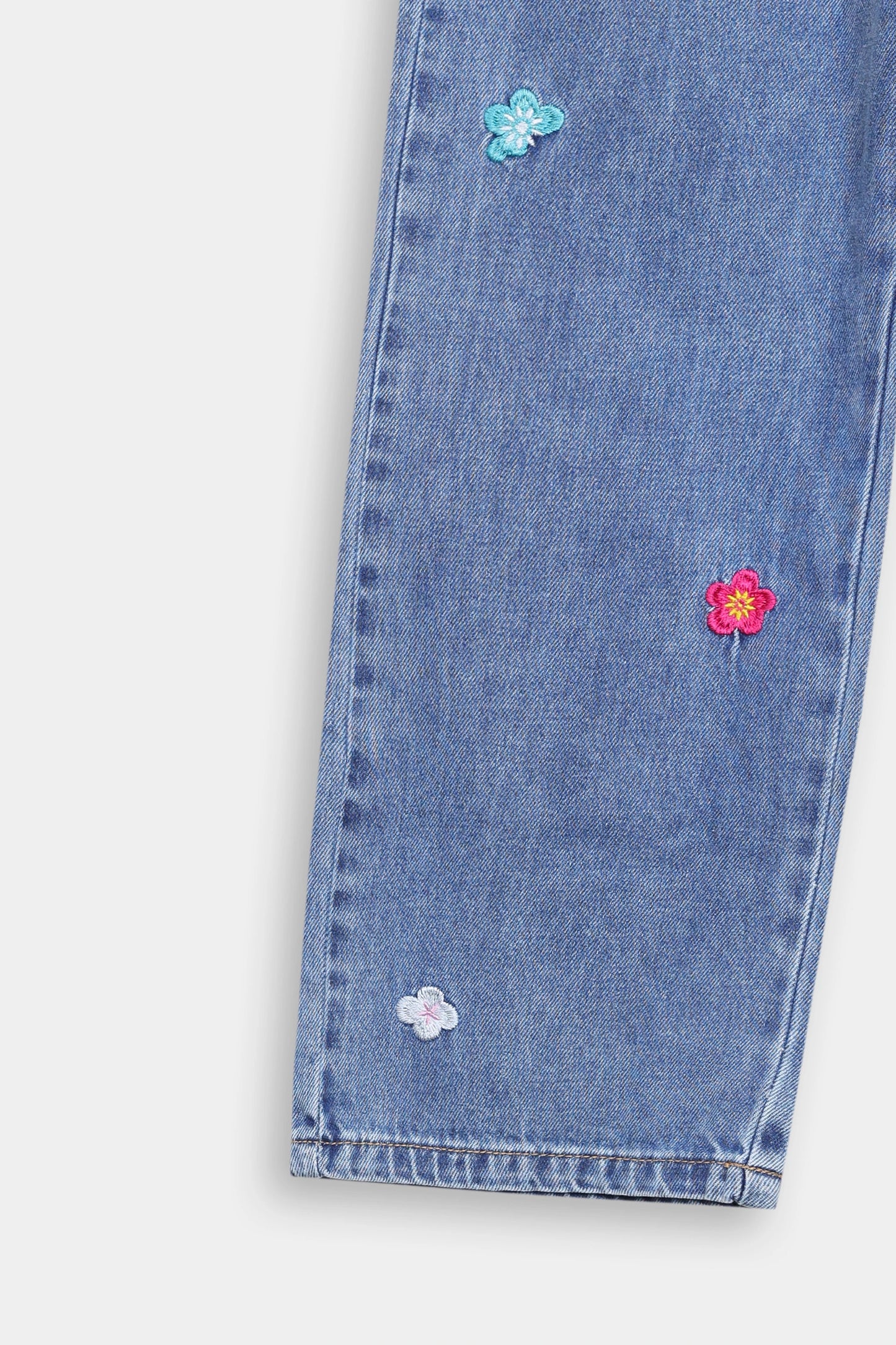 Straight Embroidered Jeans - Cougar Clothing