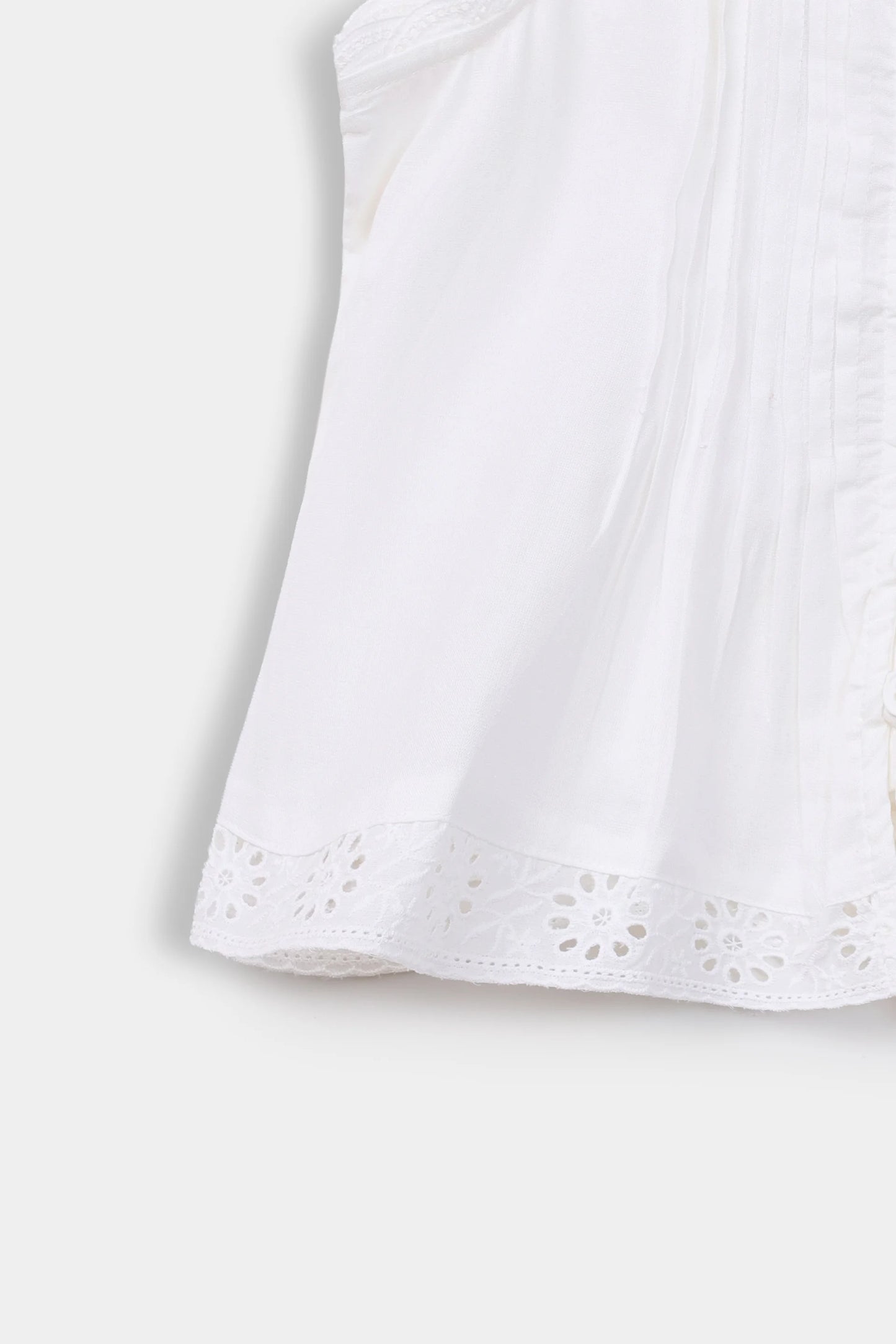 Sleeveless Pleated Top - Cougar Clothing