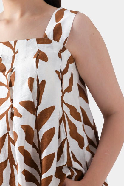 Sleeveless Pleated Top - Cougar Clothing