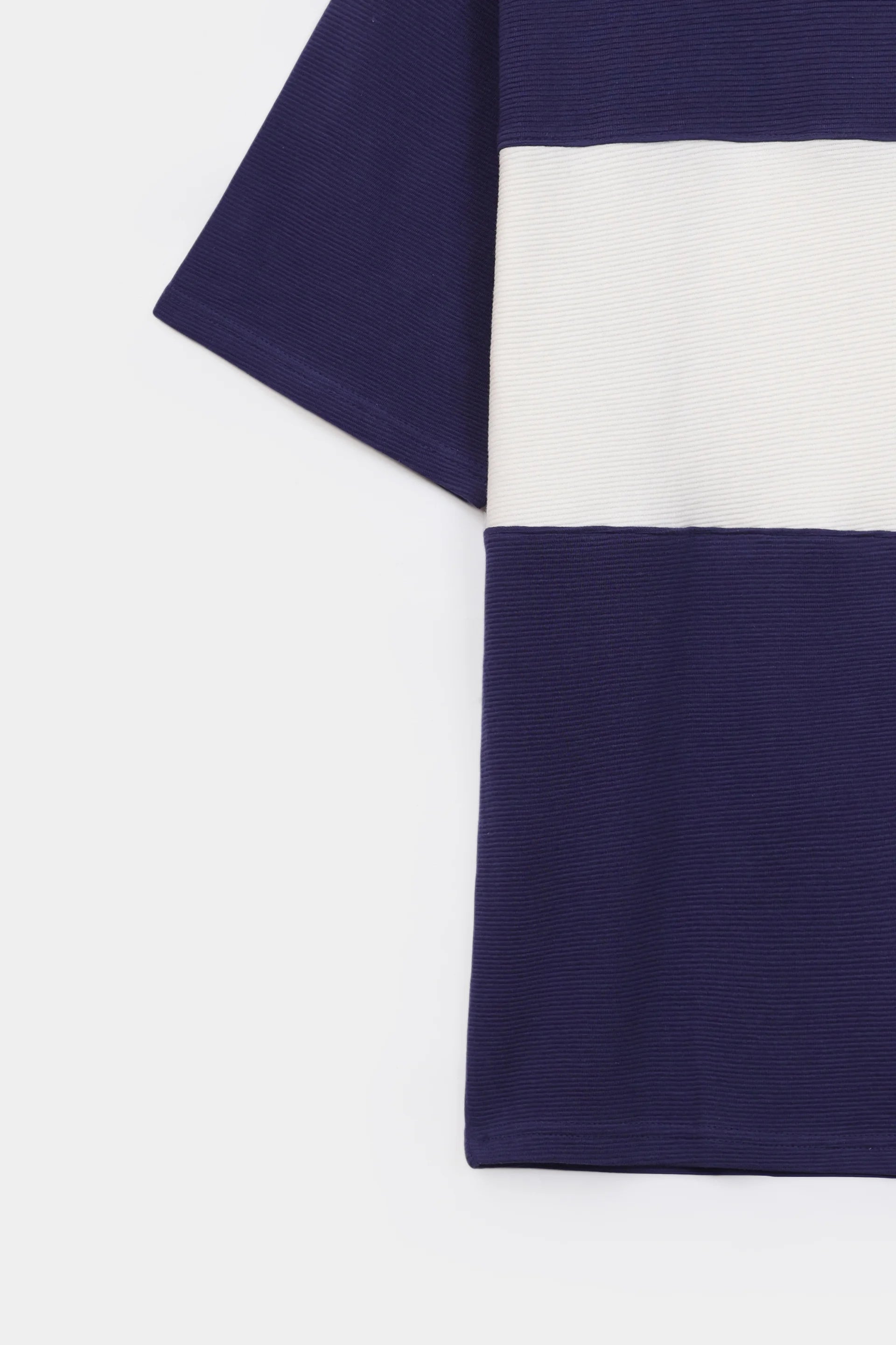 Color Block Textured T-Shirt - Cougar Clothing
