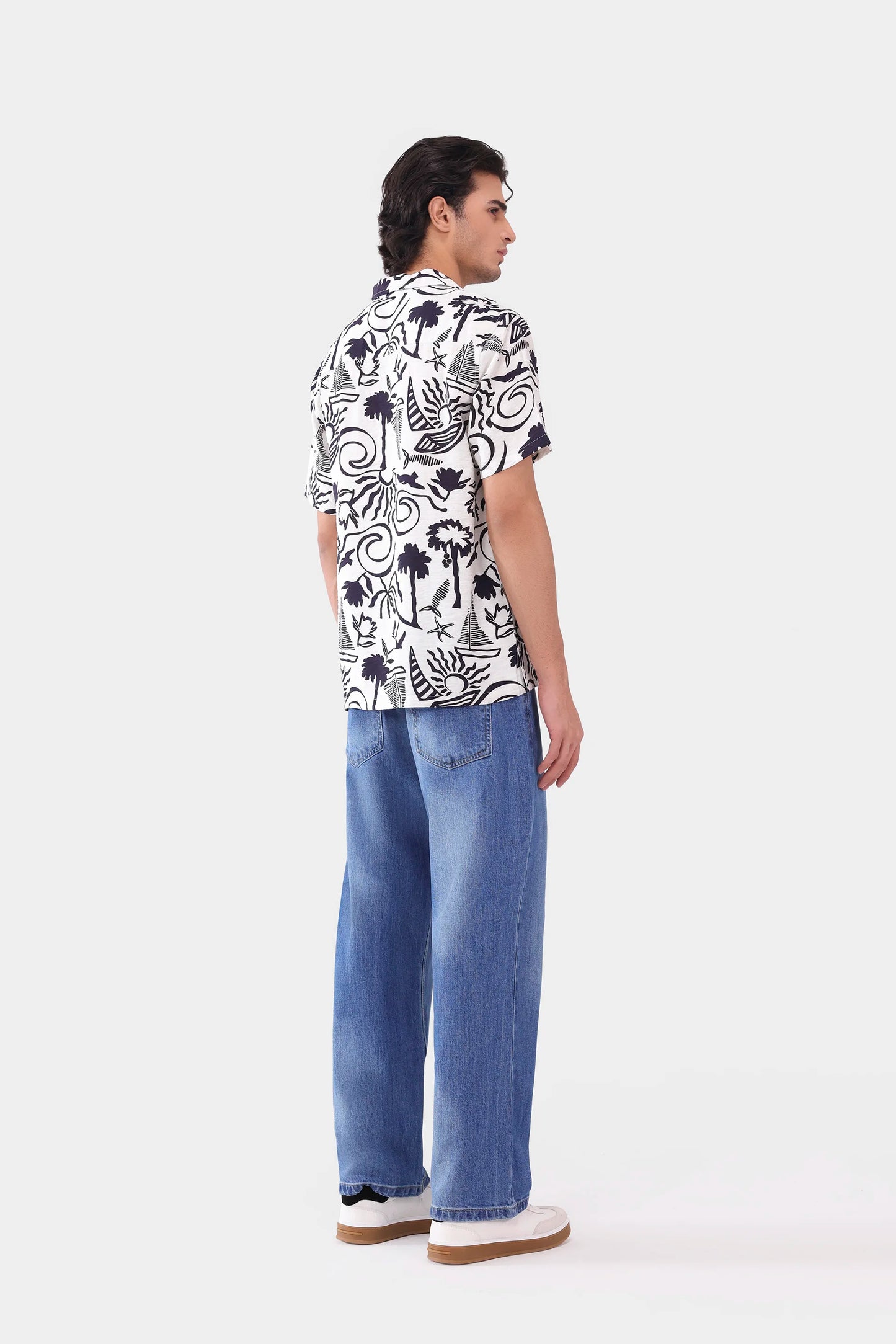 Resort Relaxed Shirt - Cougar Clothing