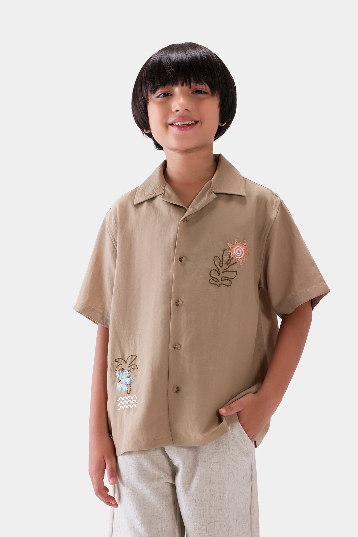 Embroidered Resort Shirt - Cougar Clothing
