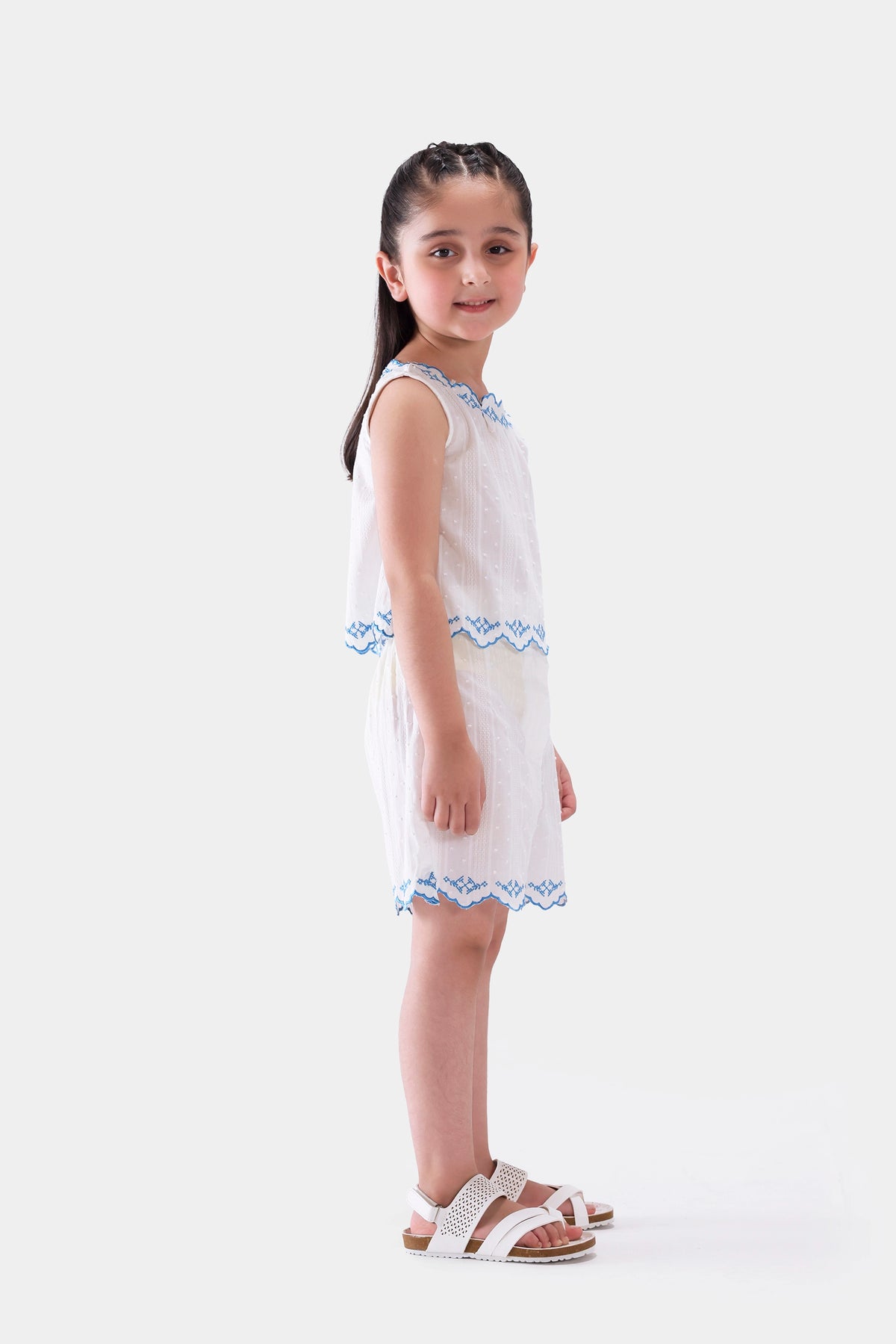 Embroidered Sleeveless Top - Cougar Clothing