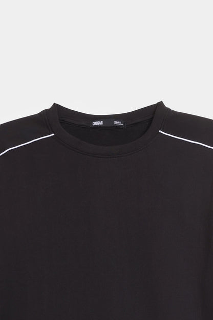 Oversized T-Shirt With Contrast Piping - Cougar Clothing