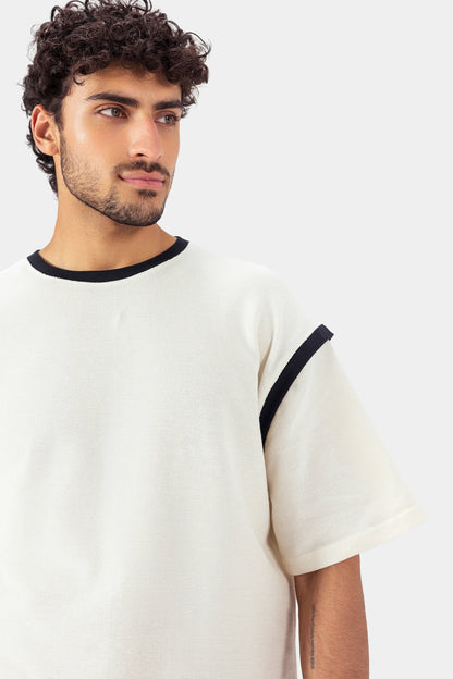 Boxy Contrast Trimmed T-Shirt - Cougar Clothing