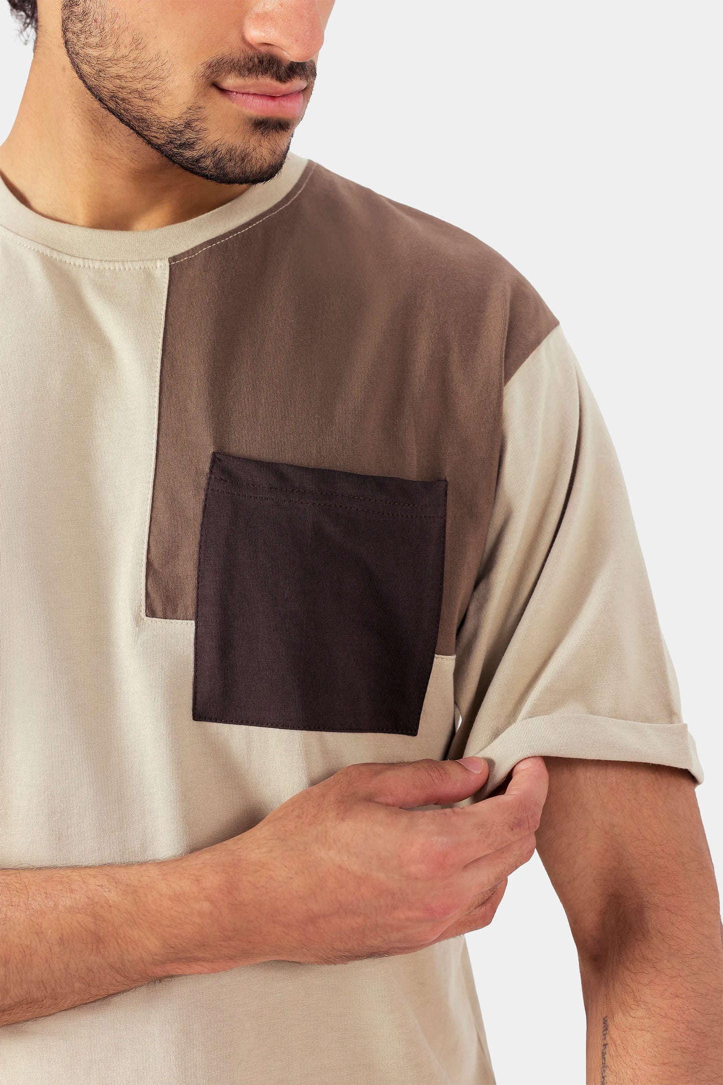 Tee With Contrast Patch Pocket - Cougar Clothing
