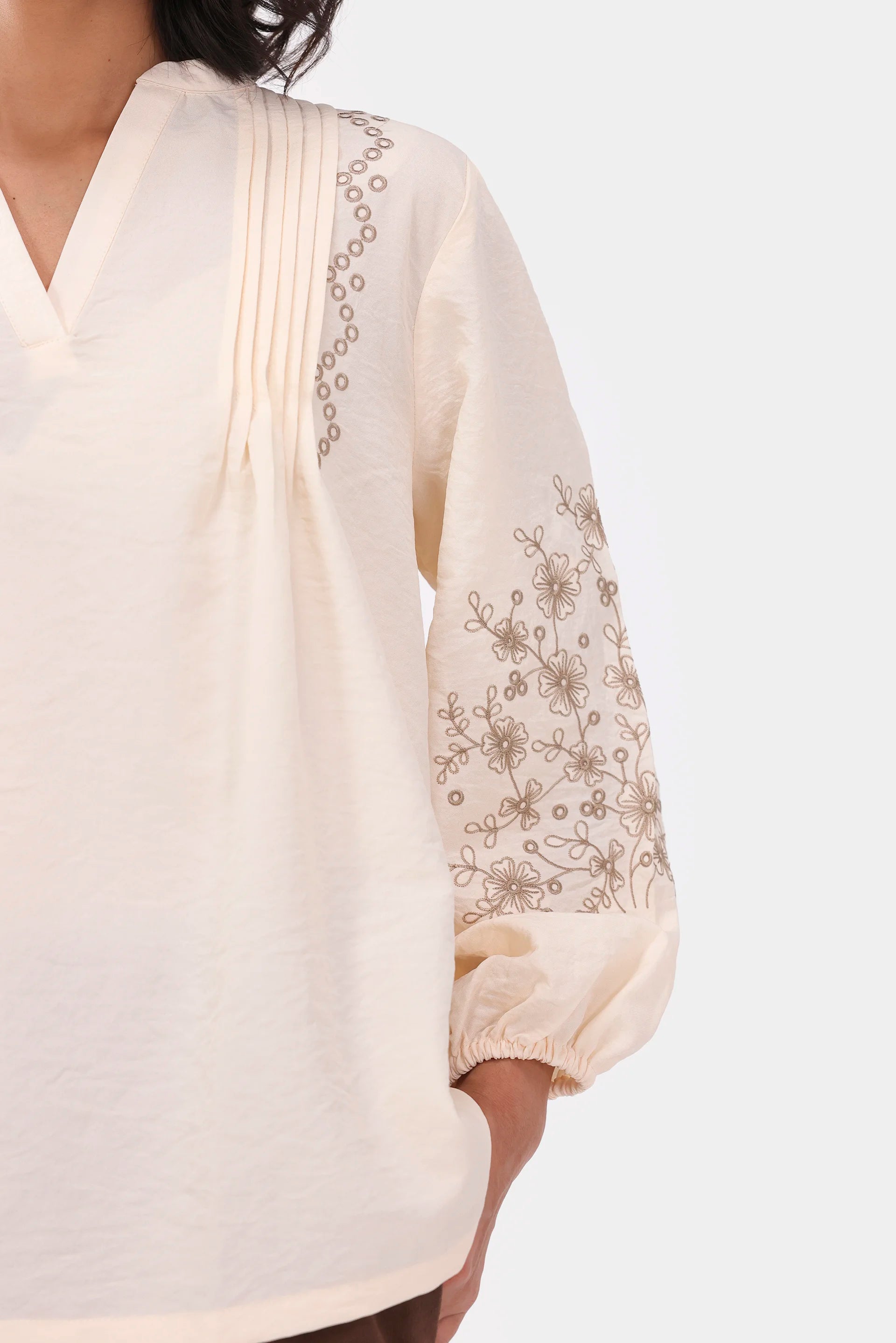 Embroidered Balloon Sleeve Blouse - Cougar Clothing