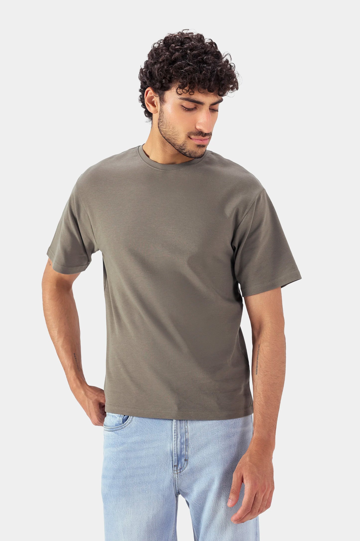 Basic Relaxed T-Shirt - Cougar Clothing