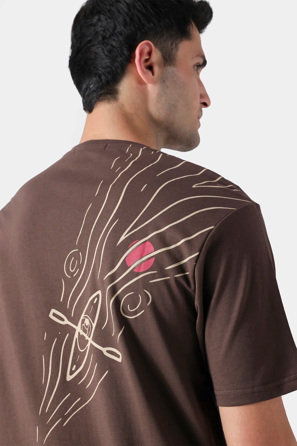 Chasing Horizon T-Shirt - Cougar Clothing