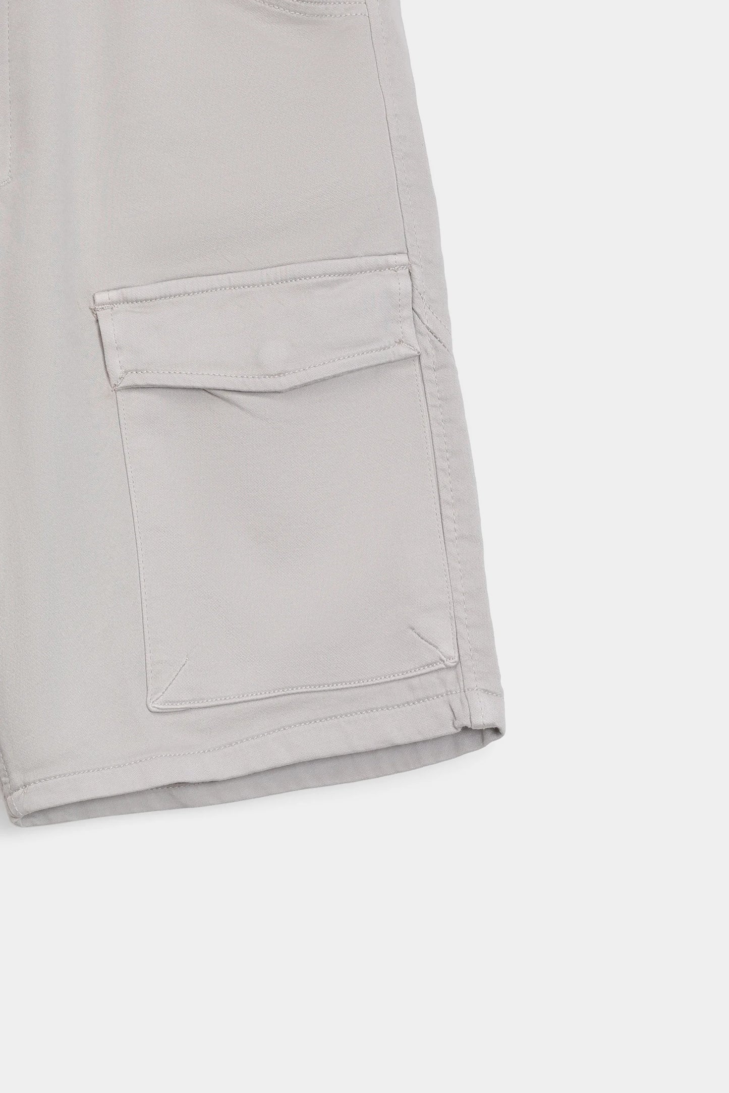 Relaxed Cargo Shorts - Cougar Clothing