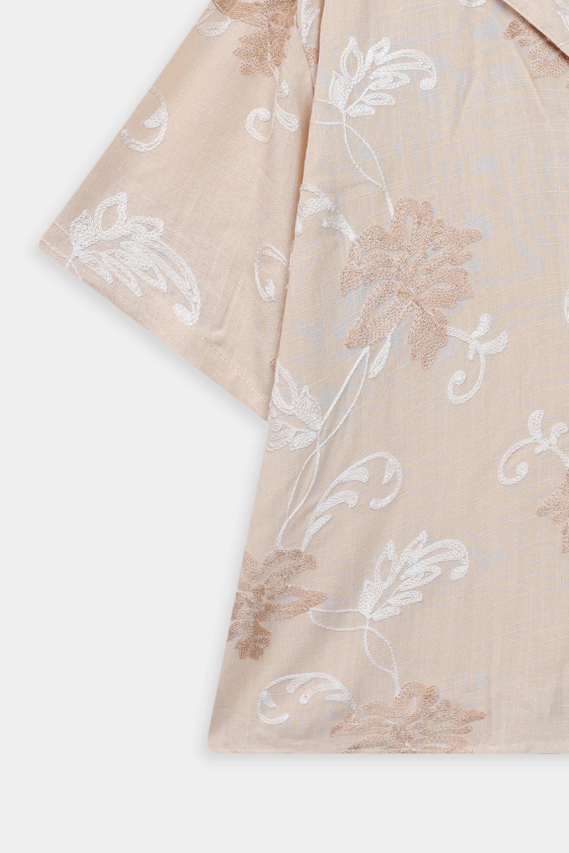 Schiffli Embroidered Resort Shirt - Cougar Clothing