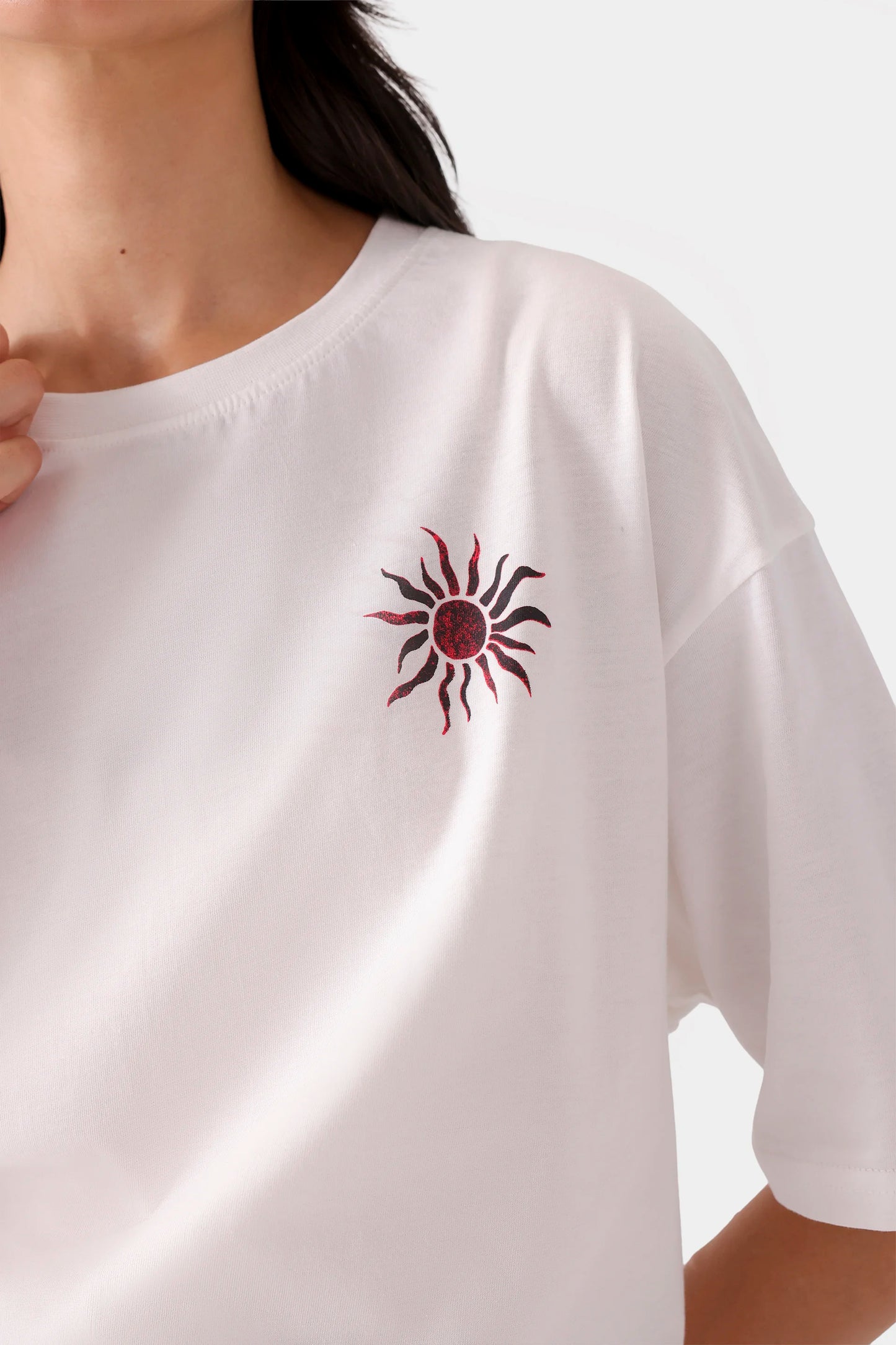 Sunburst Graphic T-shirt - Cougar Clothing