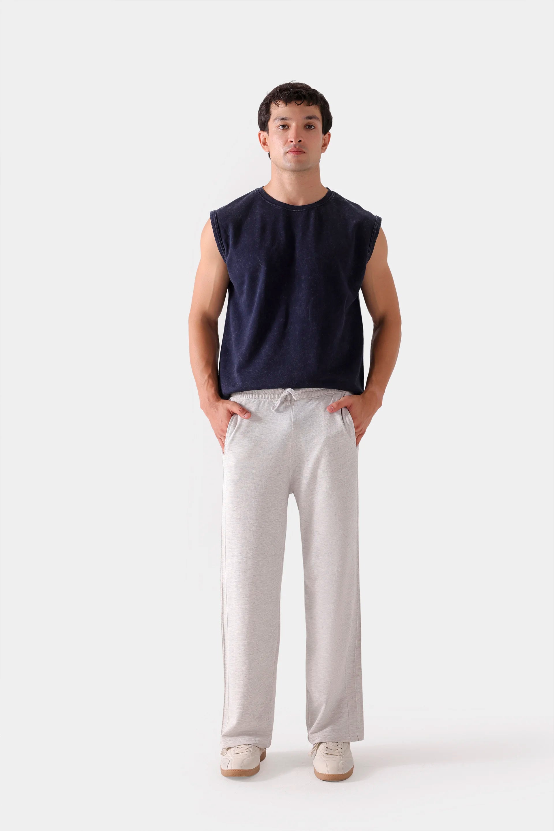 Pleated Relaxed Trousers - Cougar Clothing