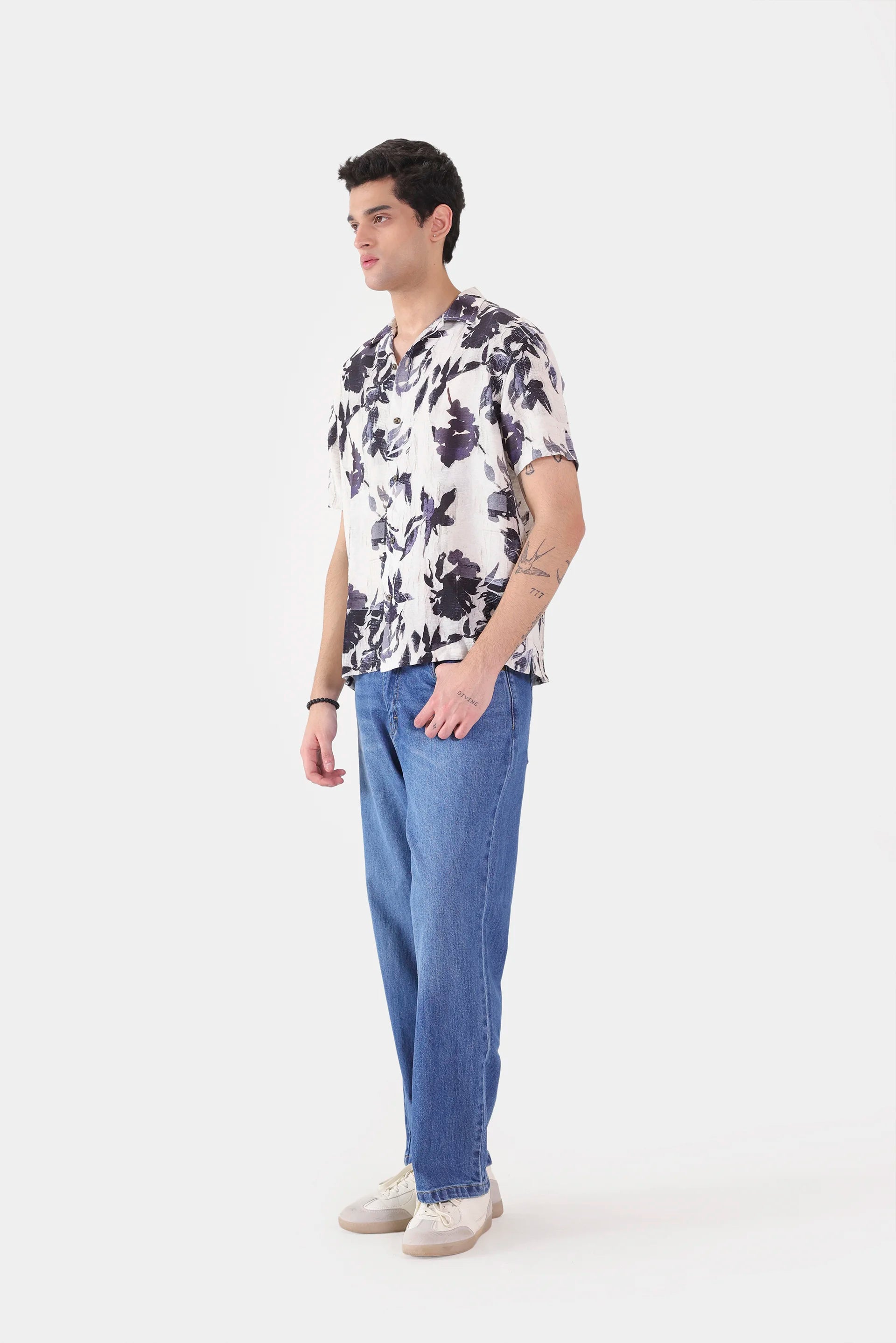 Resort Relaxed Shirt - Cougar Clothing