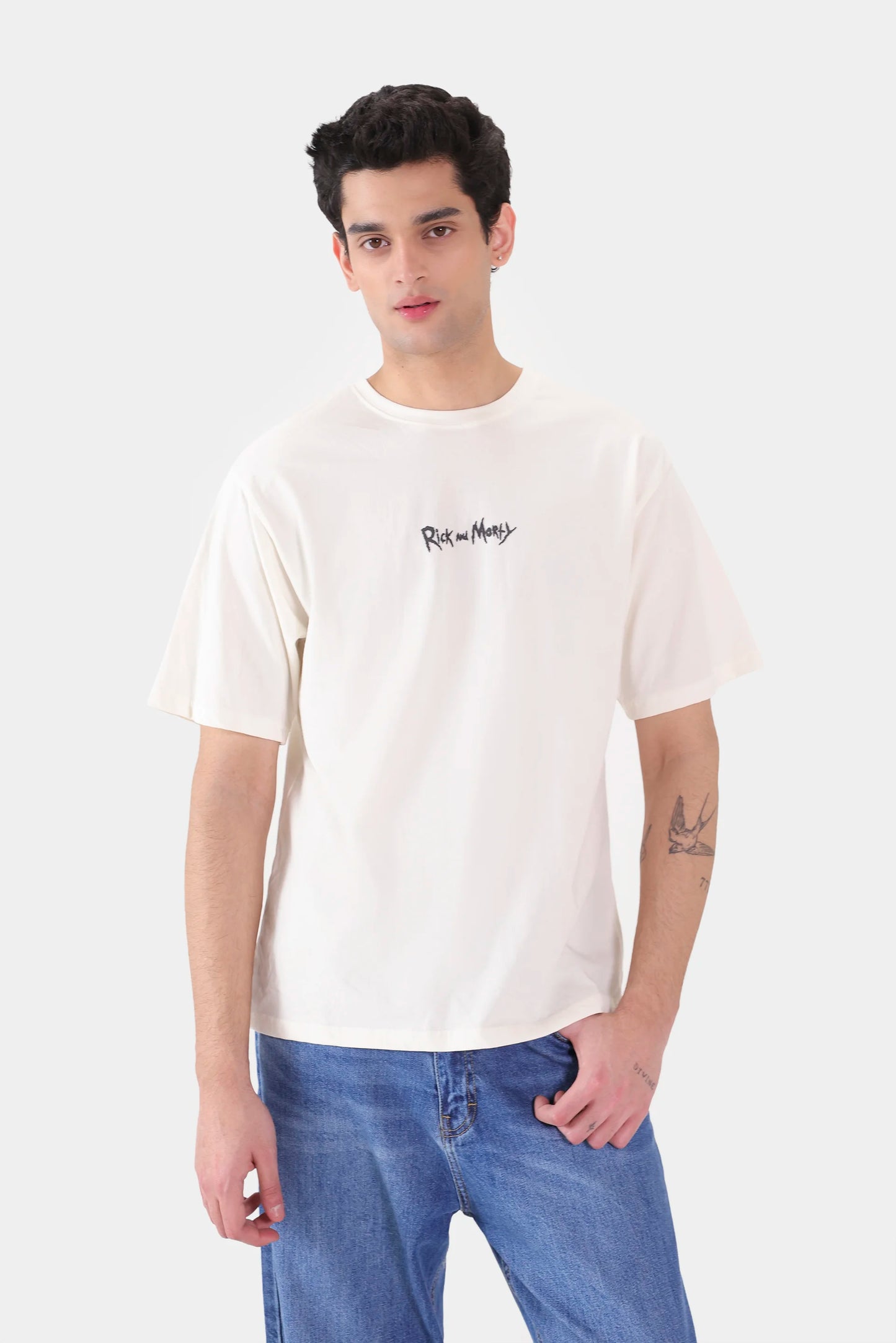 Relaxed Graphic T-Shirt - Cougar Clothing