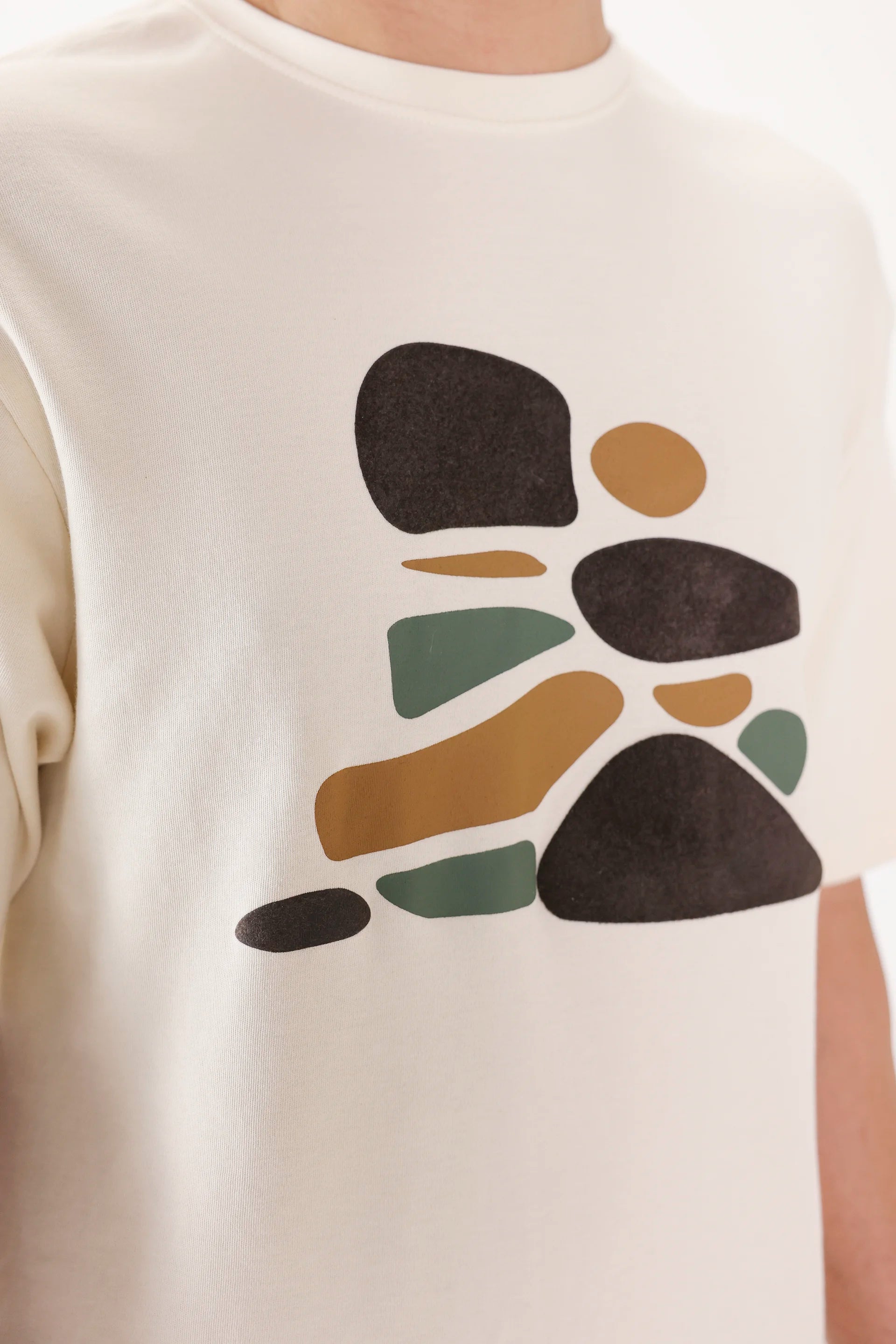 Relaxed Graphic T-Shirt - Cougar Clothing