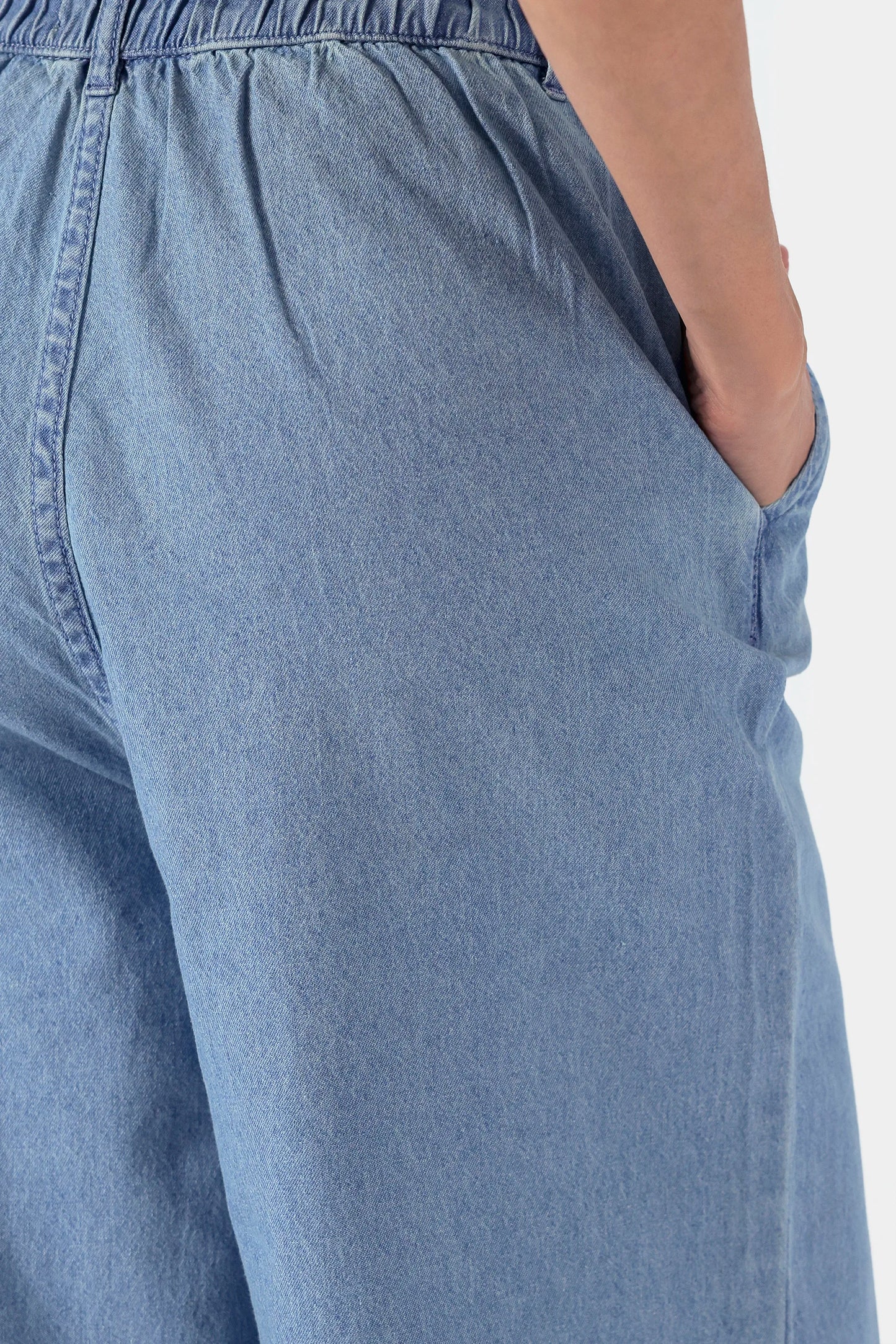 Wide Leg Jeans - Cougar Clothing