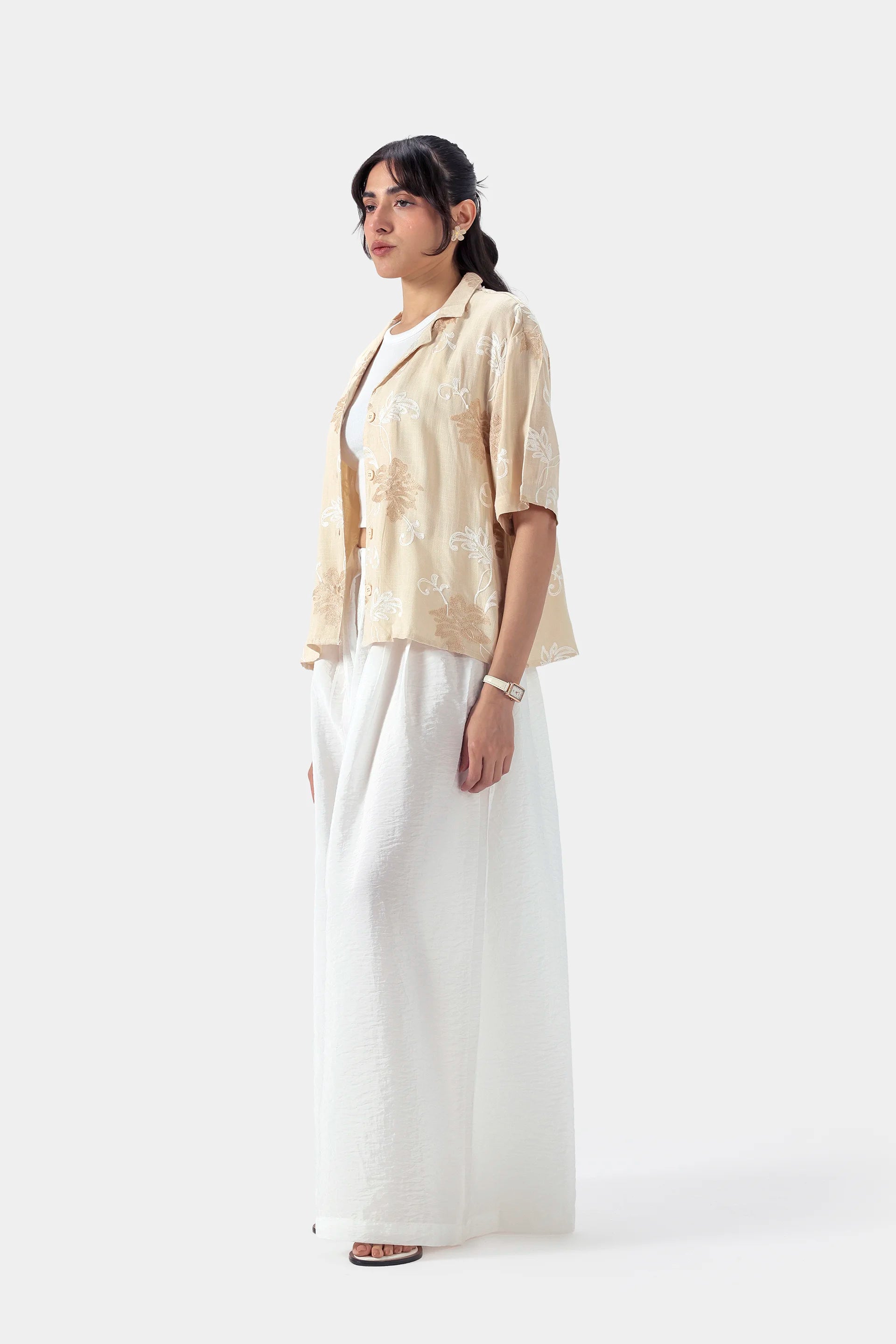 Schiffli Embroidered Resort Shirt - Cougar Clothing