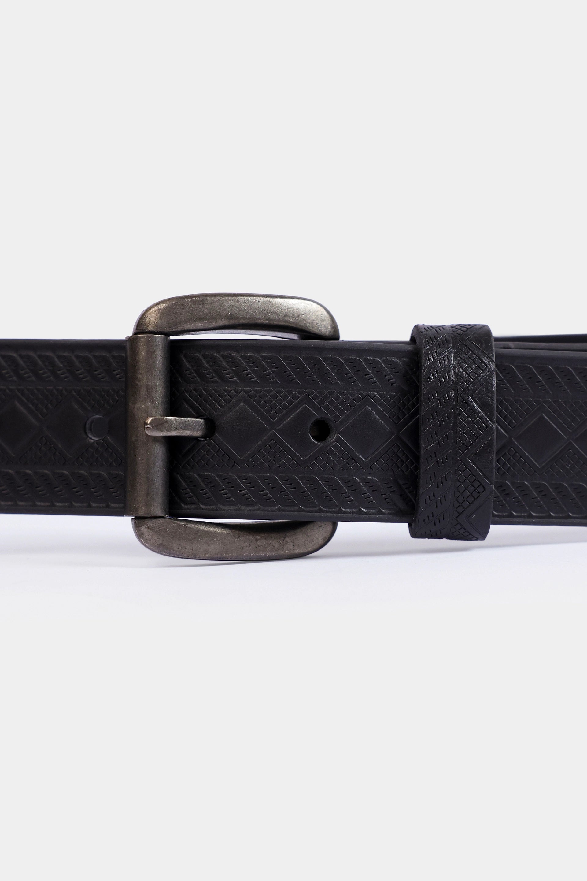 Leather Belt With Geomatrical Pattern - Cougar Clothing