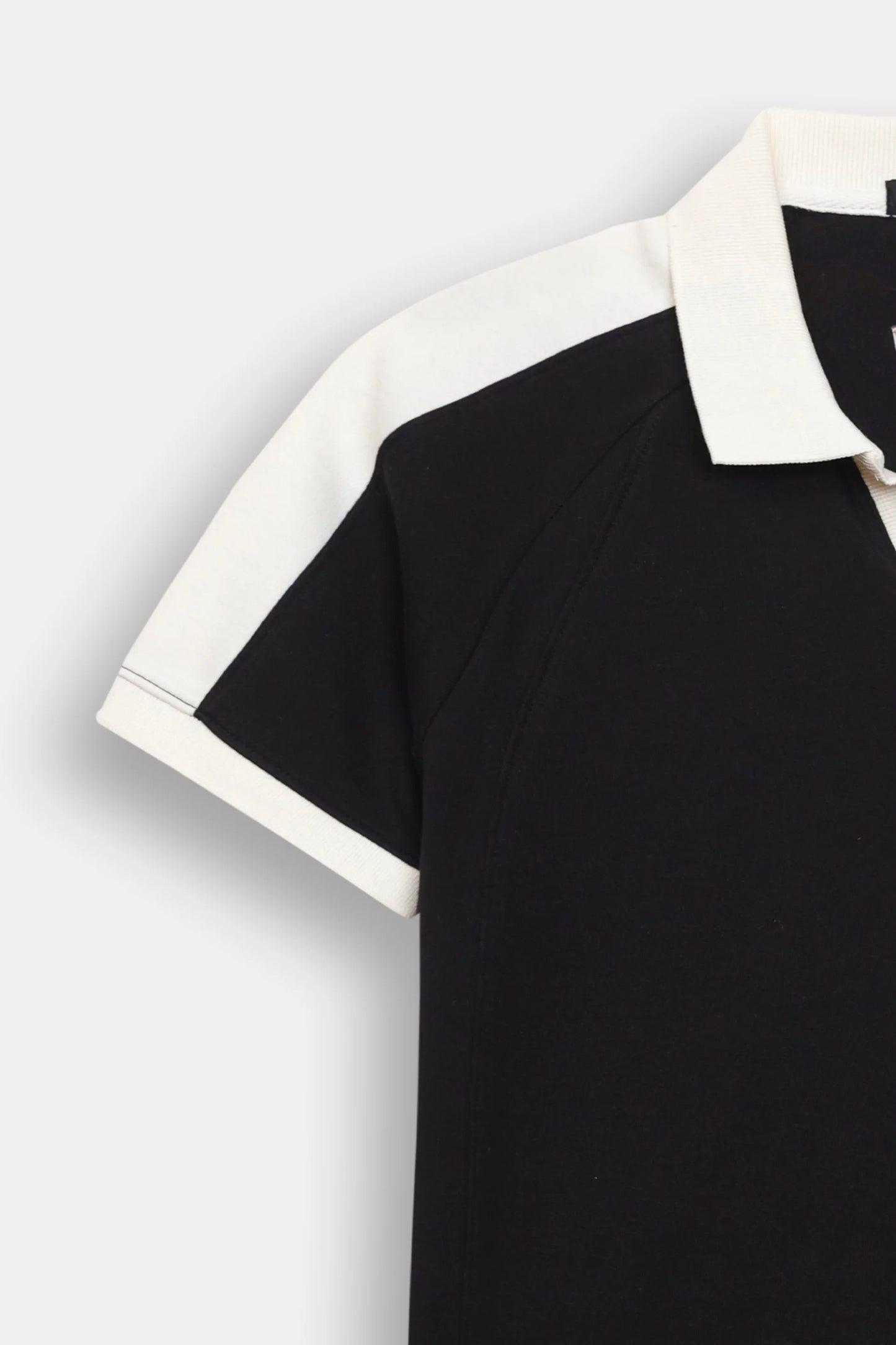 Contrast Johnny Collar Polo - Cougar Clothing