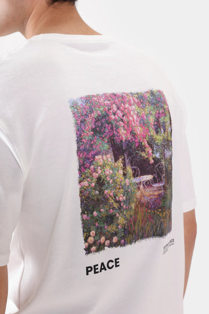 Relaxed Graphic T-Shirt - Cougar Clothing