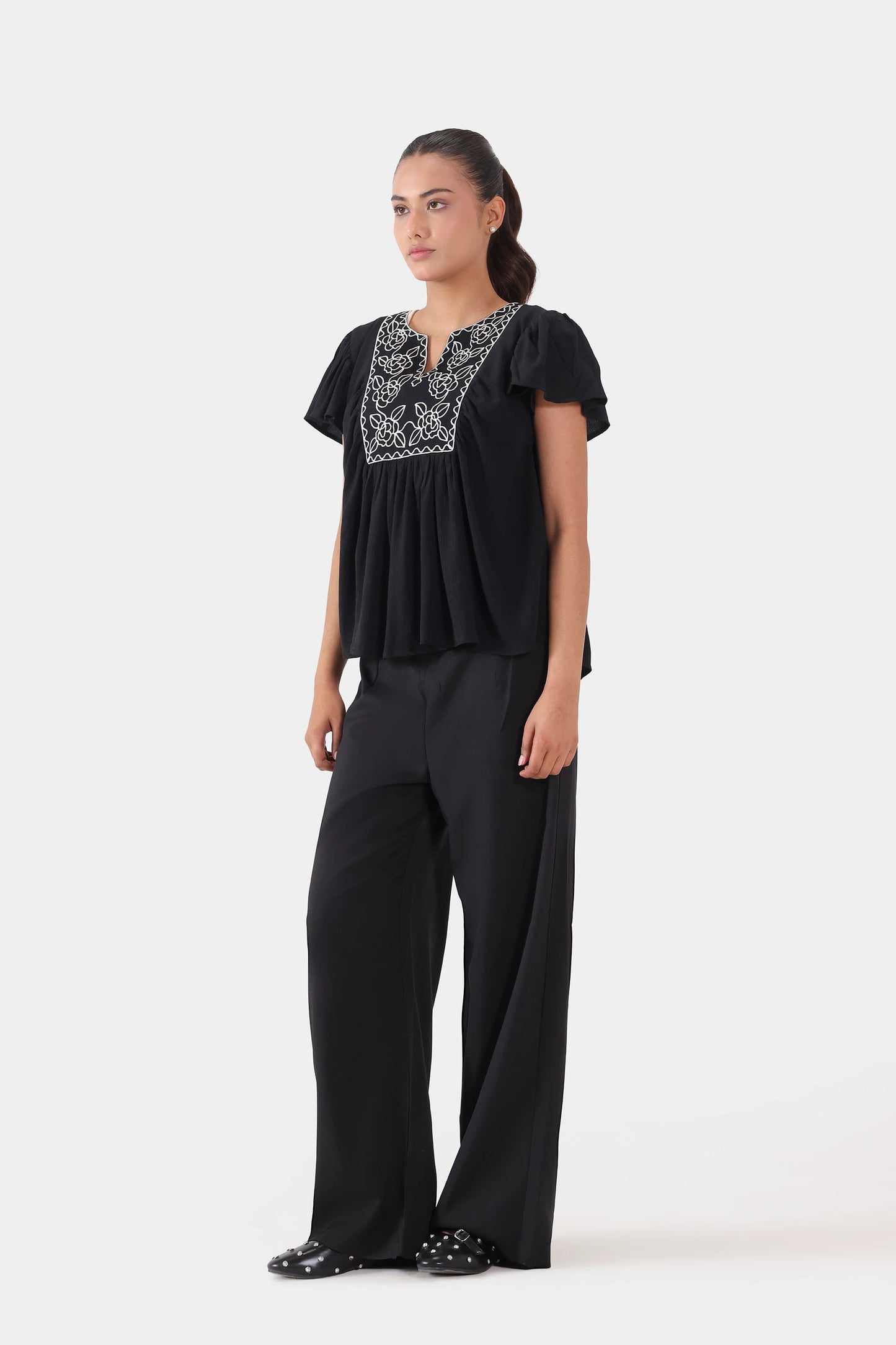 Loose Fit Pleated Trousers - Cougar Clothing