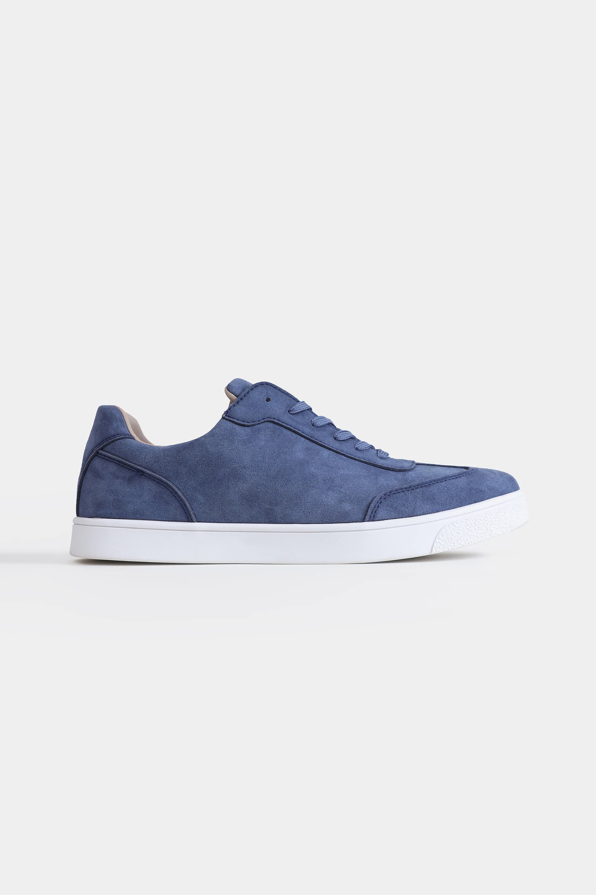 Low-Top Suede Sneakers - Cougar Clothing