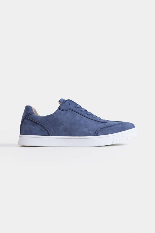 Low-Top Suede Sneakers - Cougar Clothing