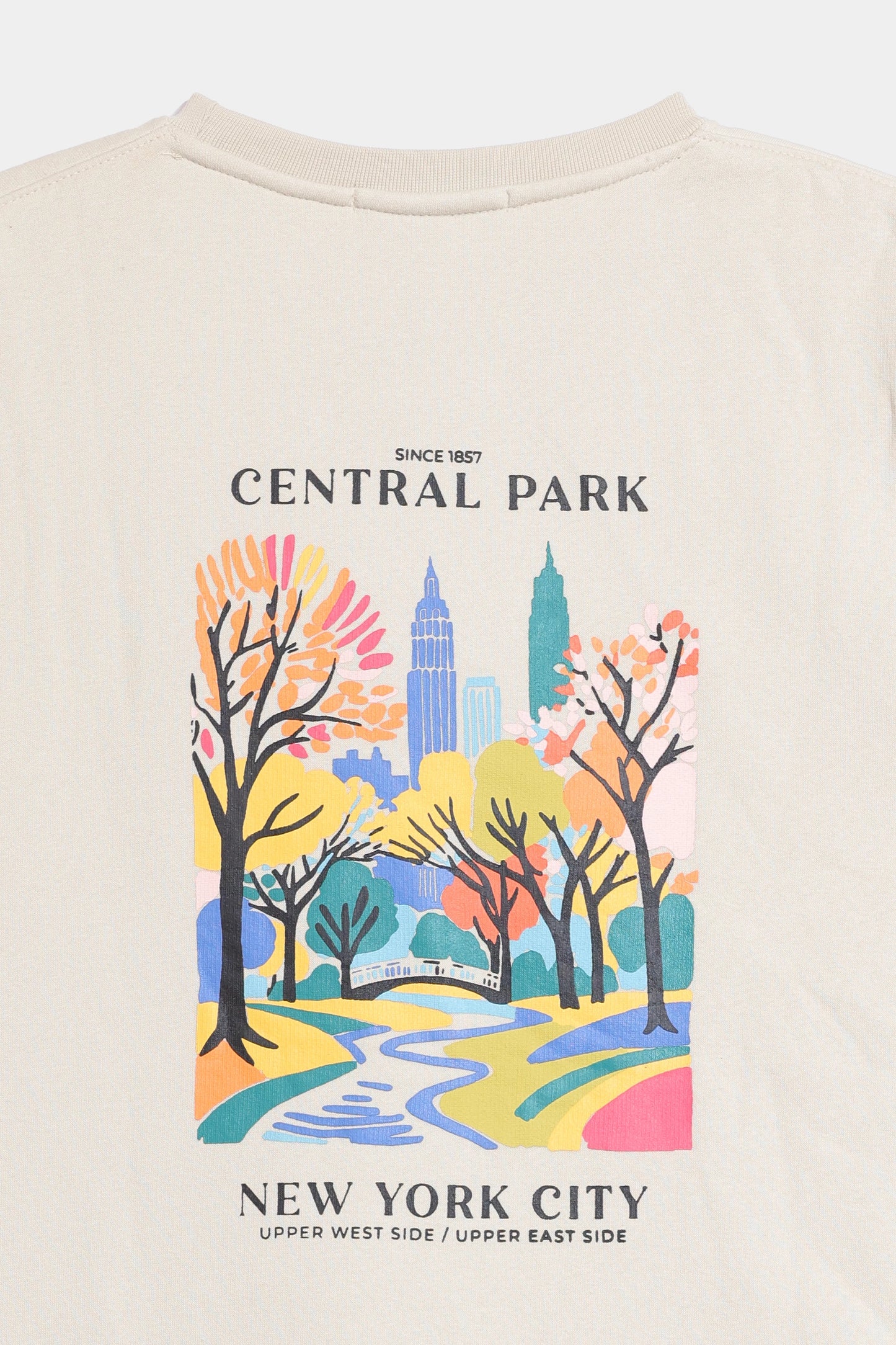 Relaxed Graphic Sweatshirt - Cougar Clothing