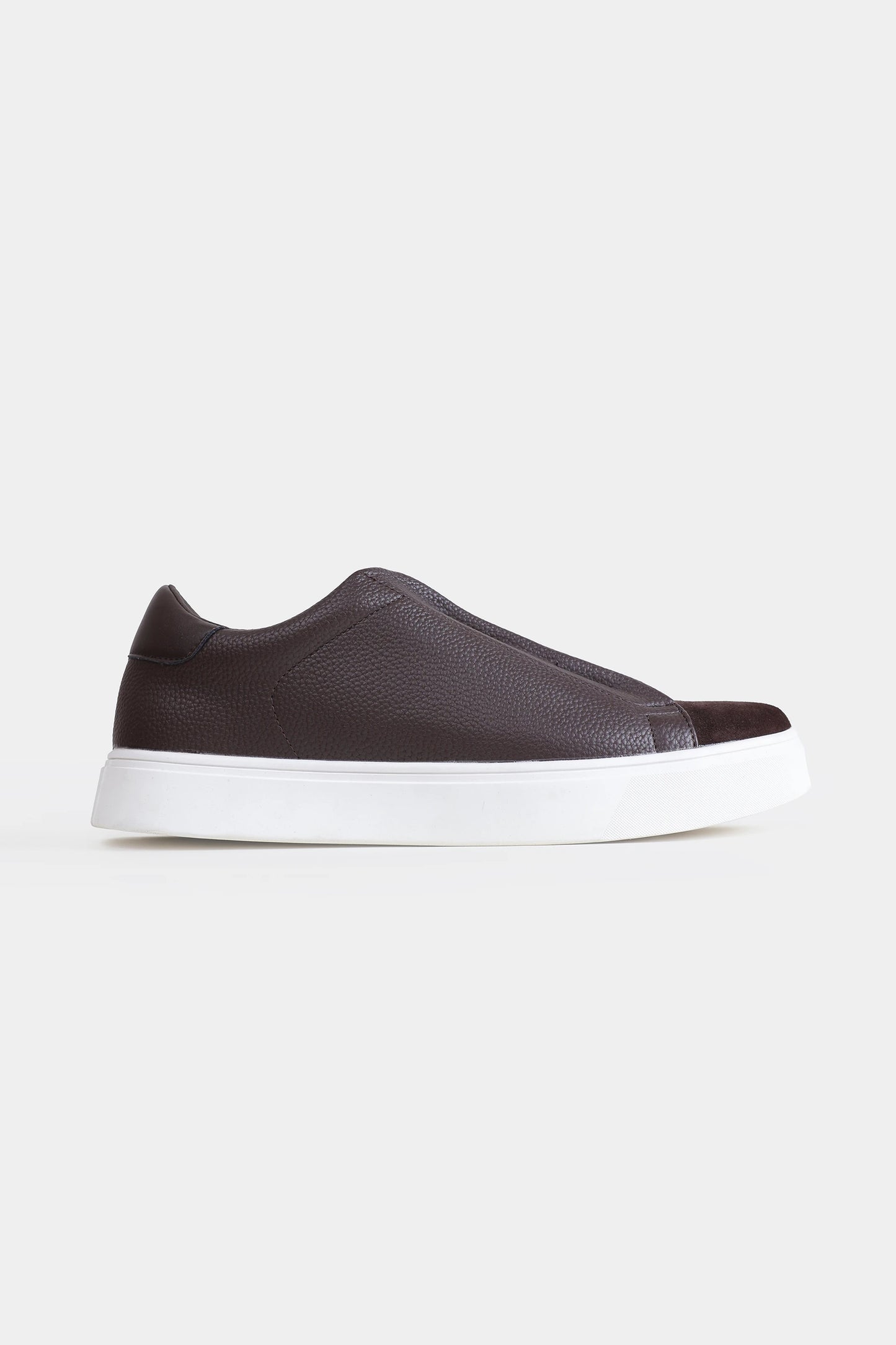 Laceless Sneakers - Cougar Clothing