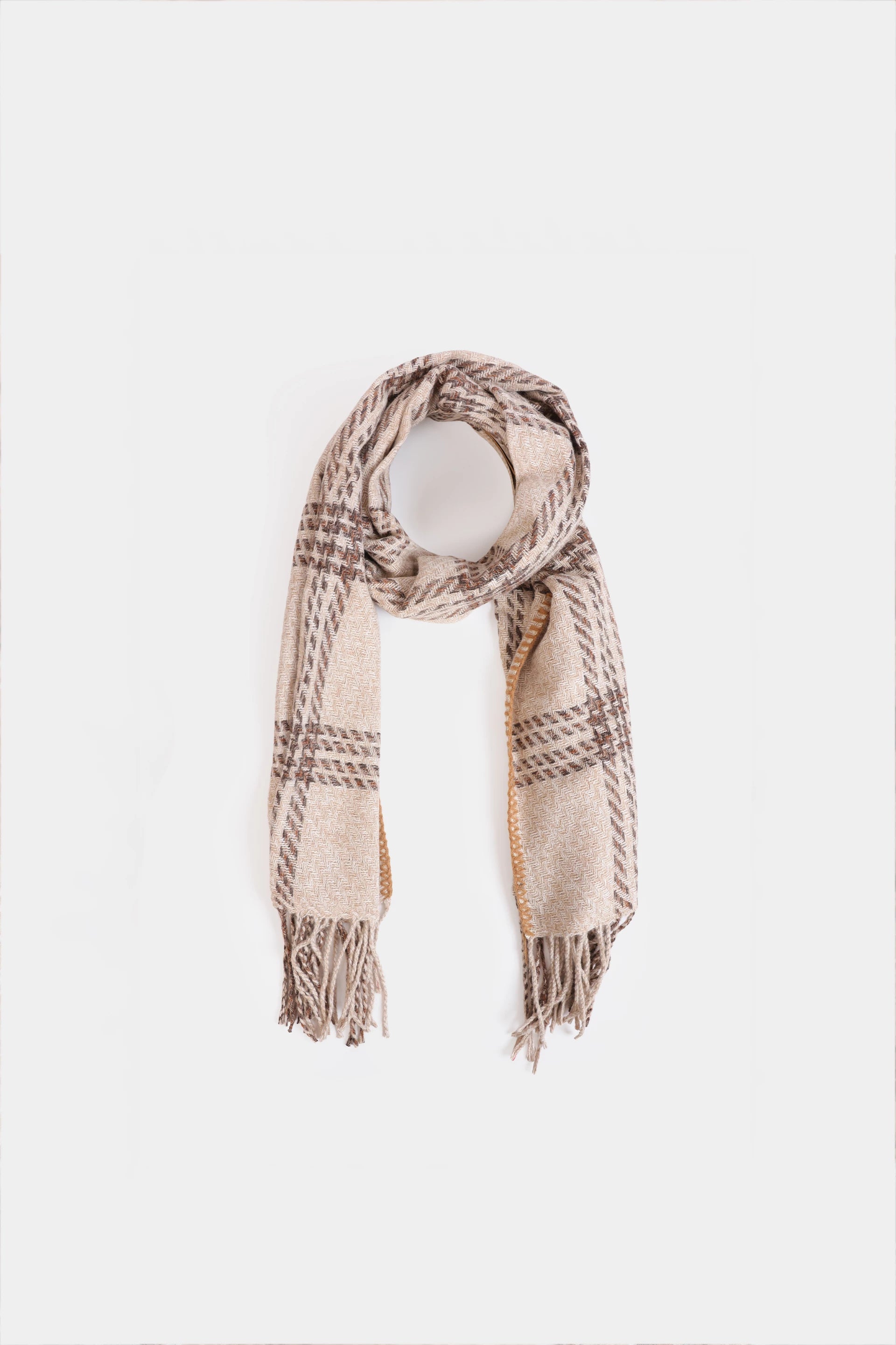 Checkered Fringed Knitted Shawl - Cougar Clothing